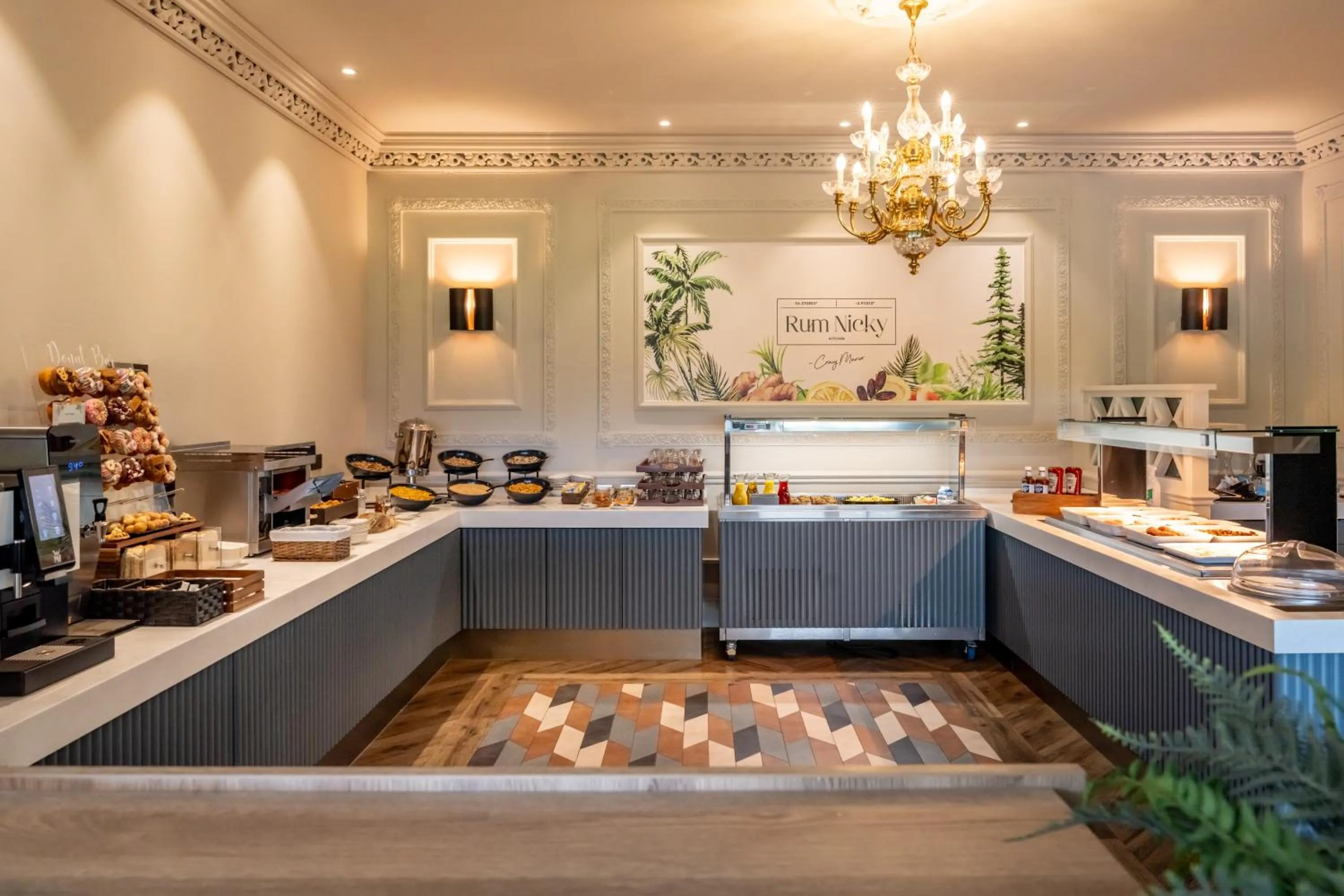 Buffet breakfast in Craig Manor