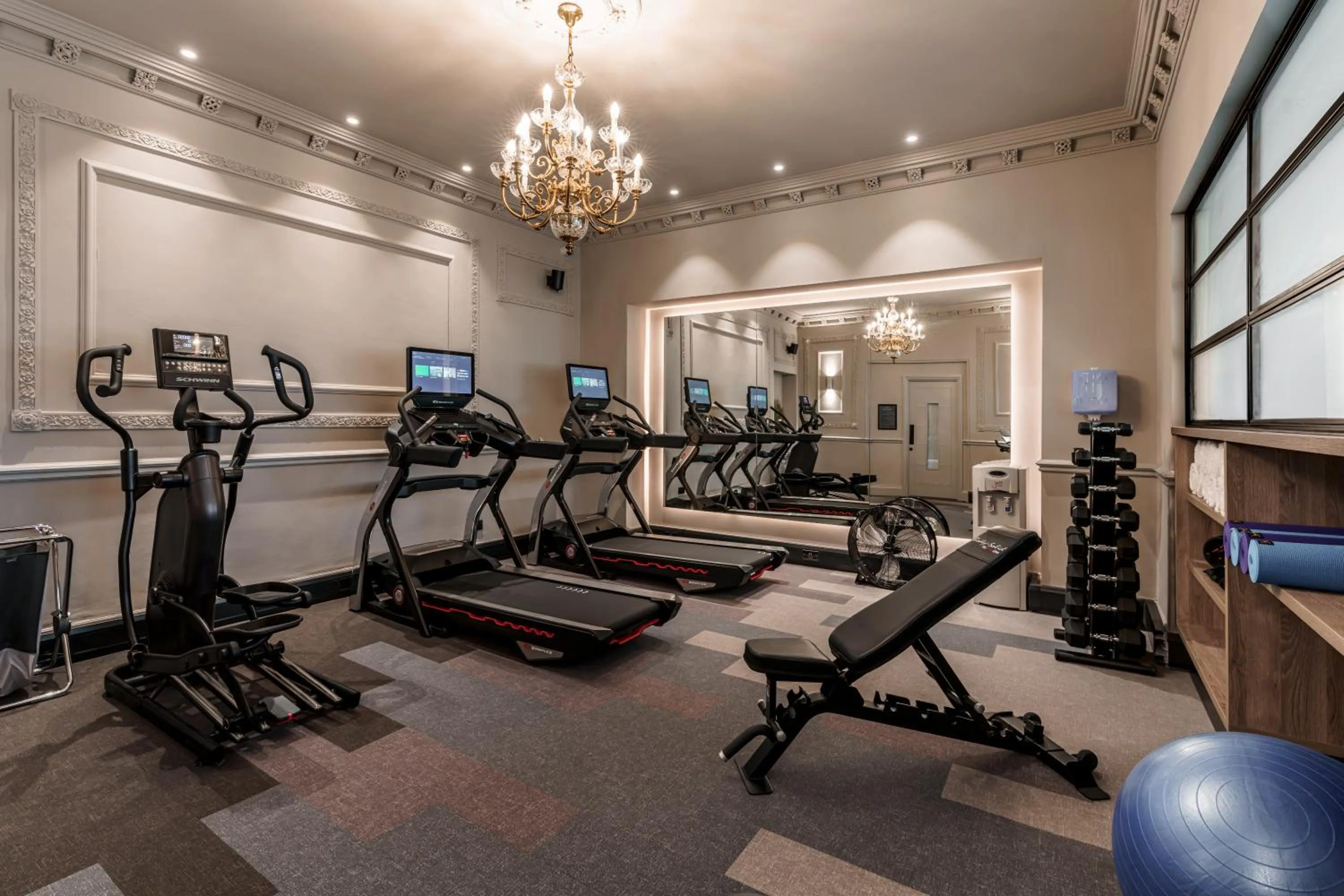 Fitness centre/facilities in Craig Manor