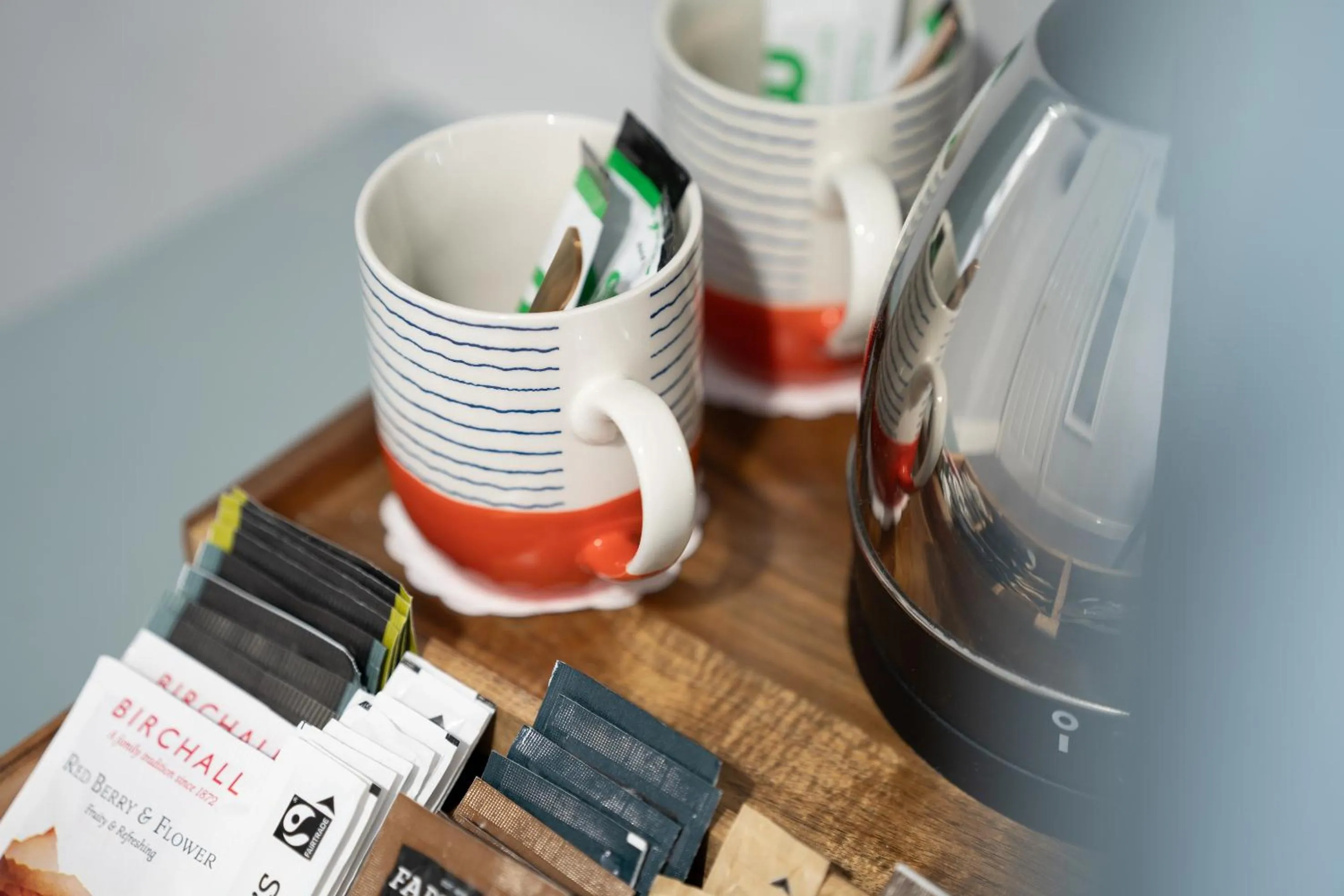 Coffee/tea facilities in Craig Manor