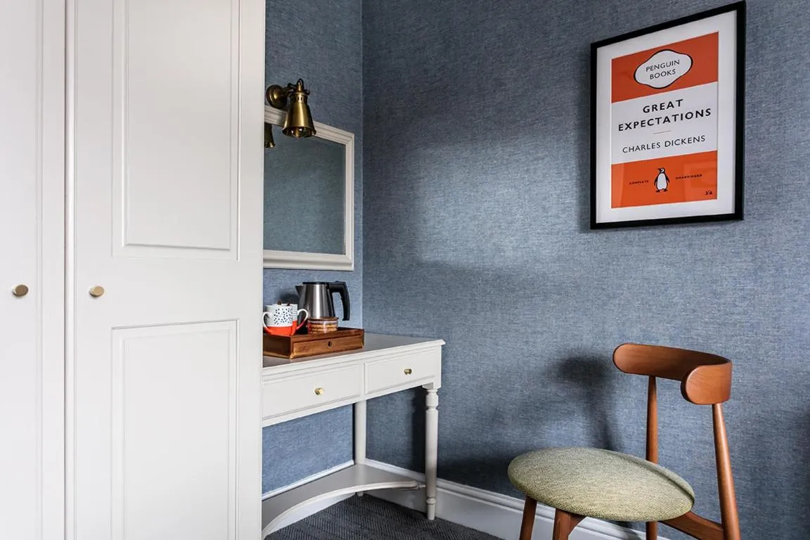 Decorative detail in Craig Manor