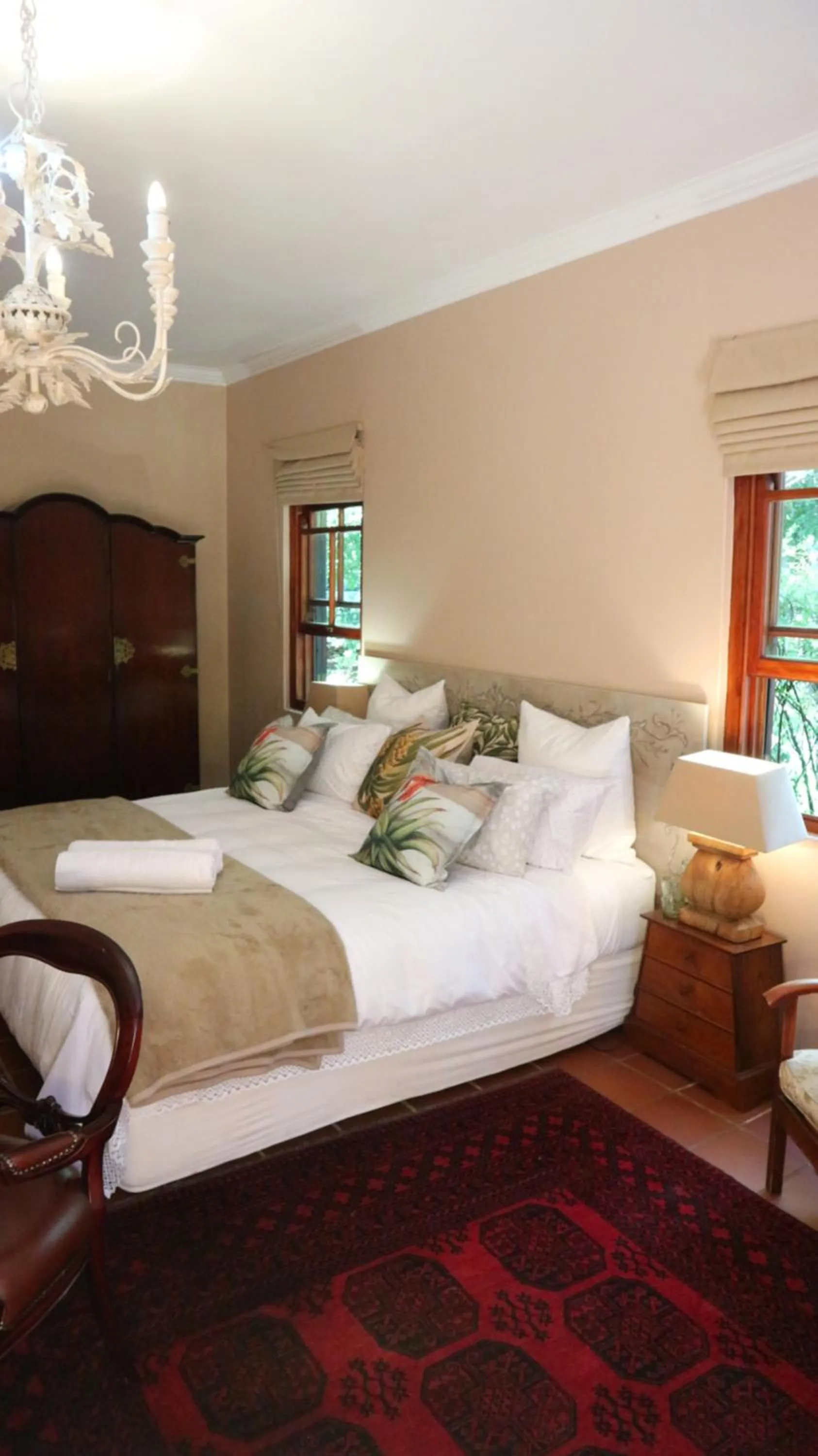 Bed in Foxwood House Boutique Hotel