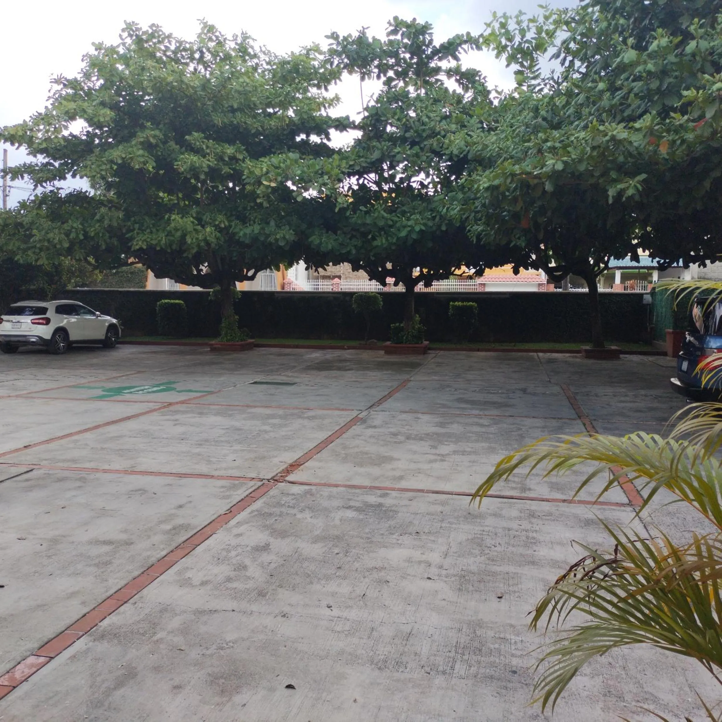 Parking in Villa Esmeralda