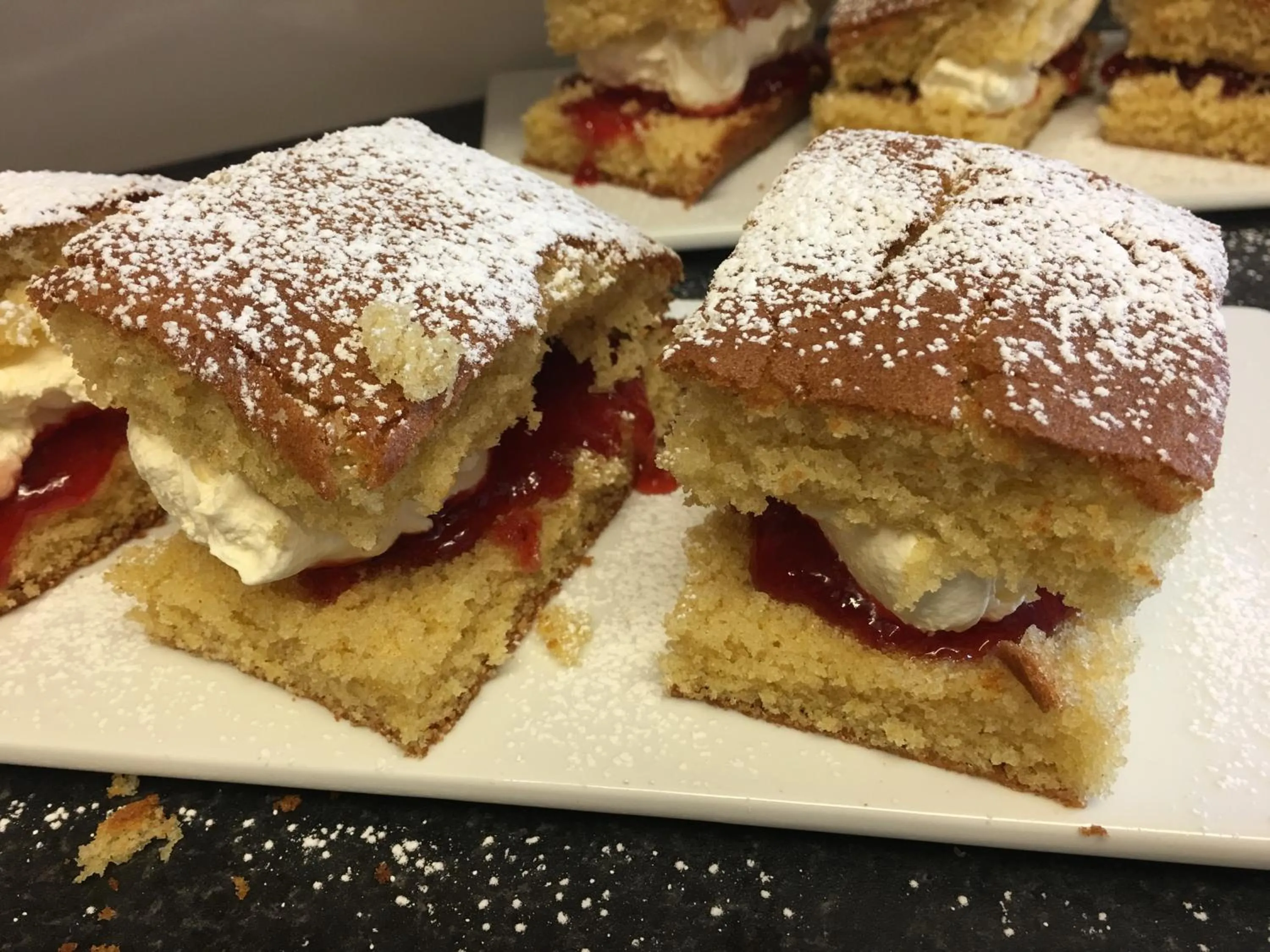 Food and drinks in the house@glenbarr