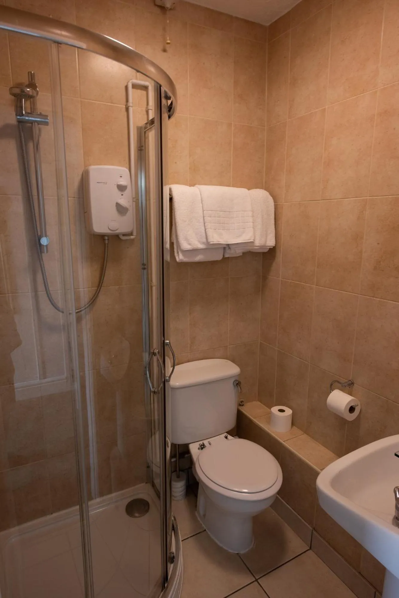 Bathroom in Abbots Mead Hotel