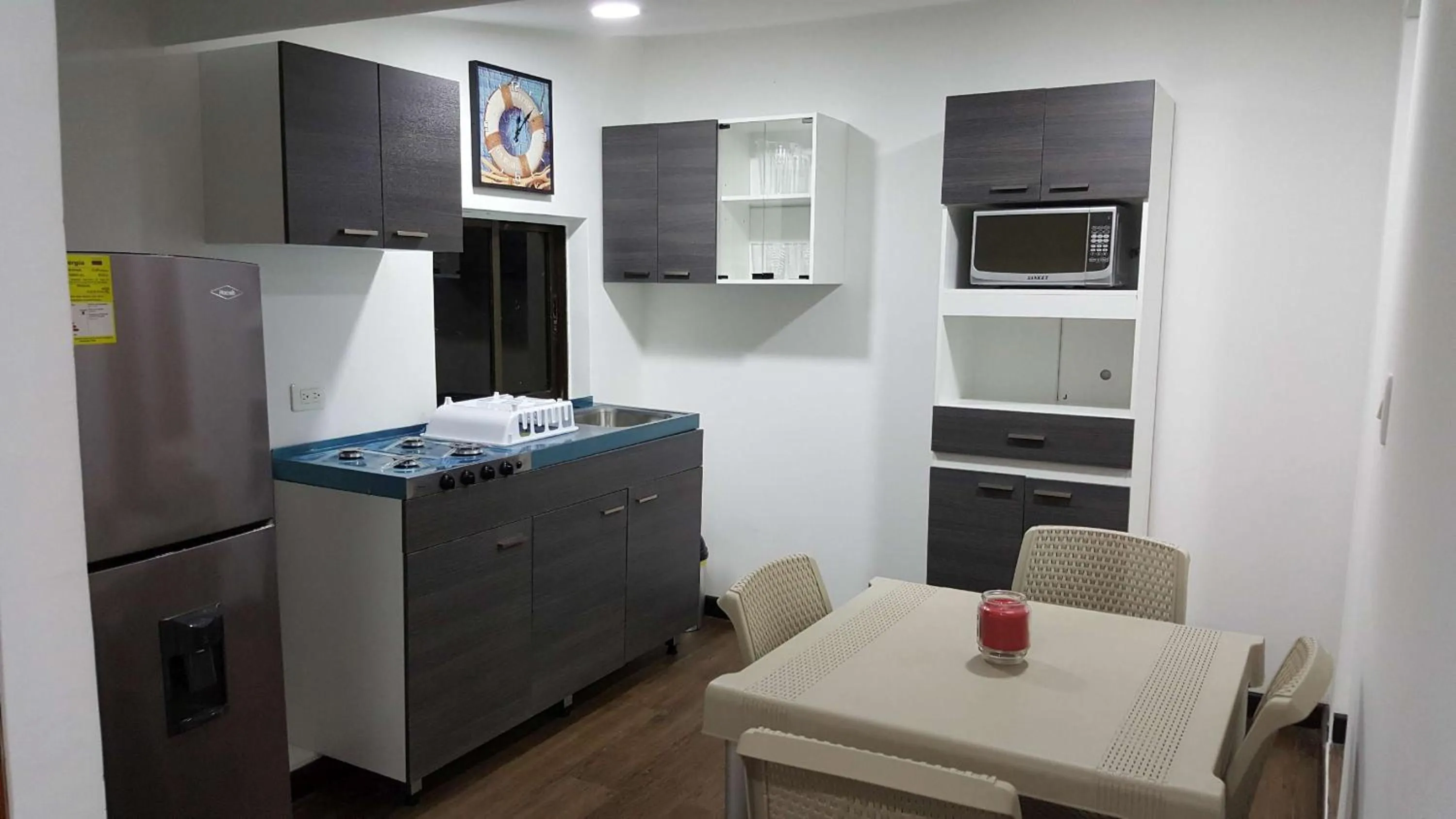 Kitchen or kitchenette in Beach Paradise Apartments