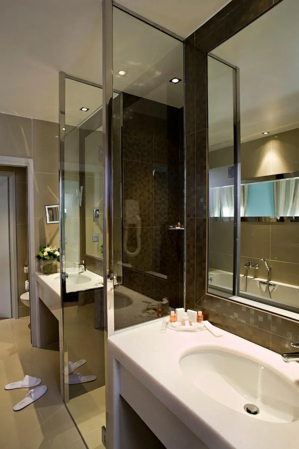 Bathroom in Westminster Hotel & Spa Nice Bathroom in Westminster Hotel & Spa Nice