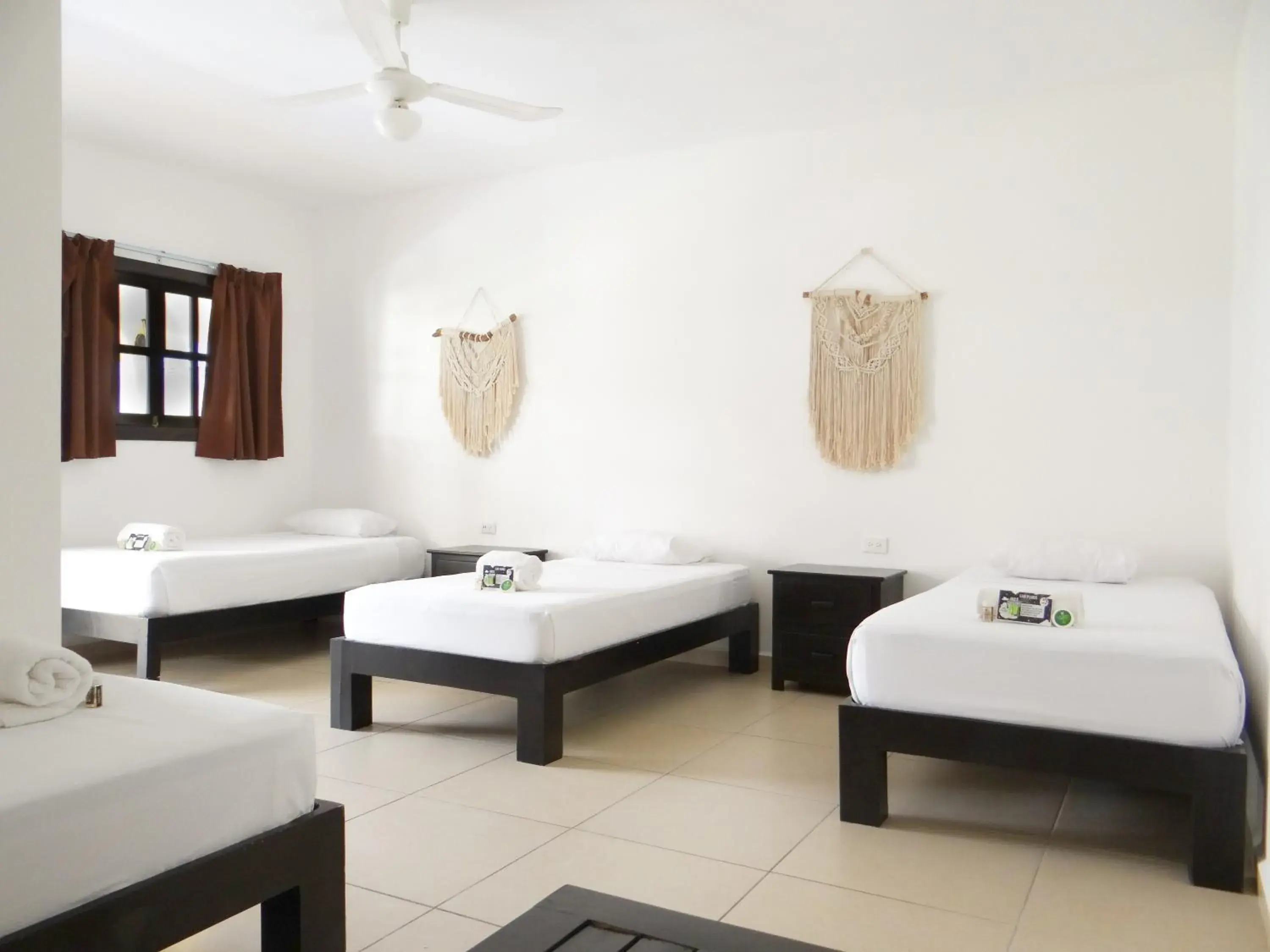 Standard Quadruple Room in We playa Hotel - Adults Only Standard Quadruple Room in We playa Hotel - Adults Only