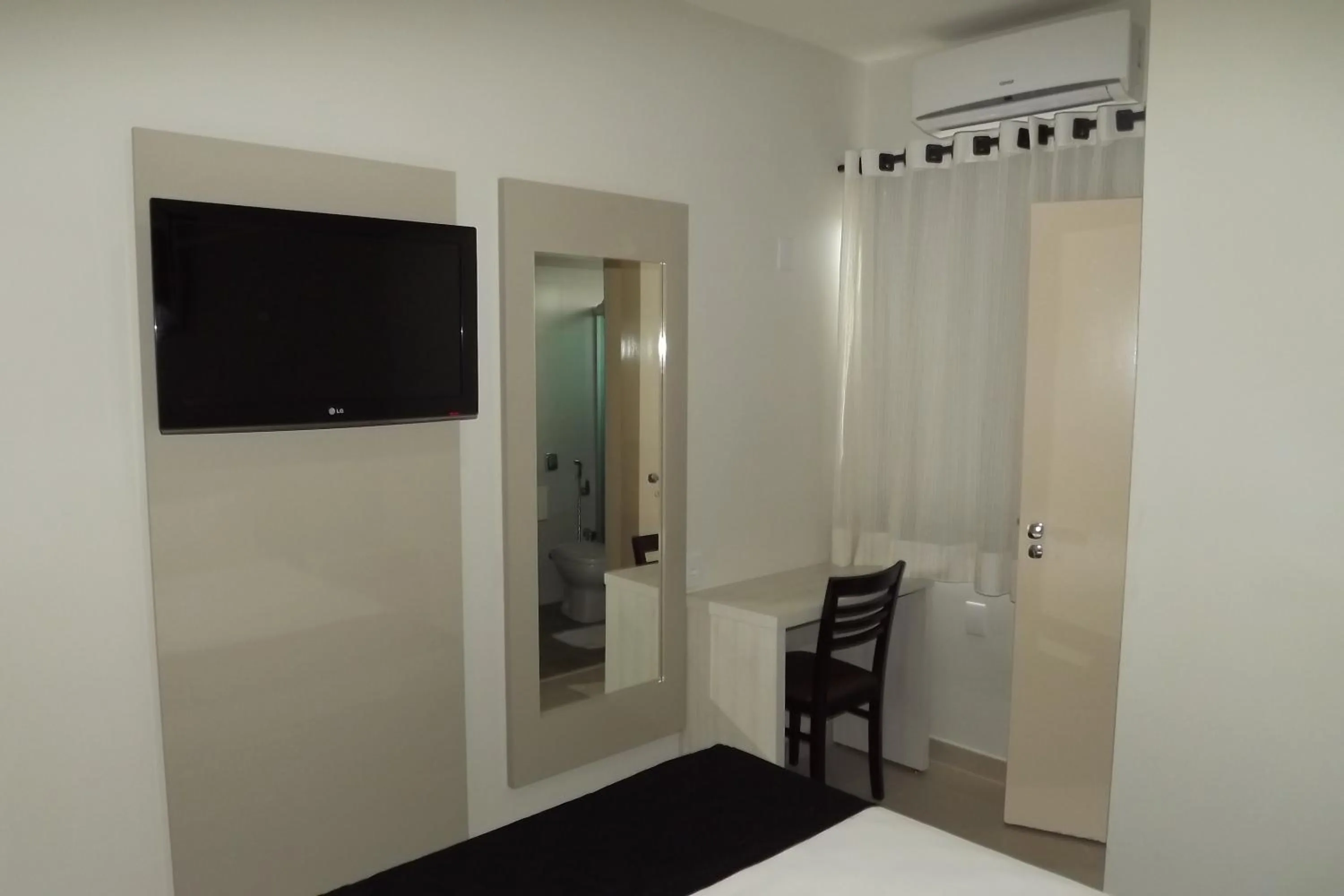 Double or Twin Room in Center Patos Hotel