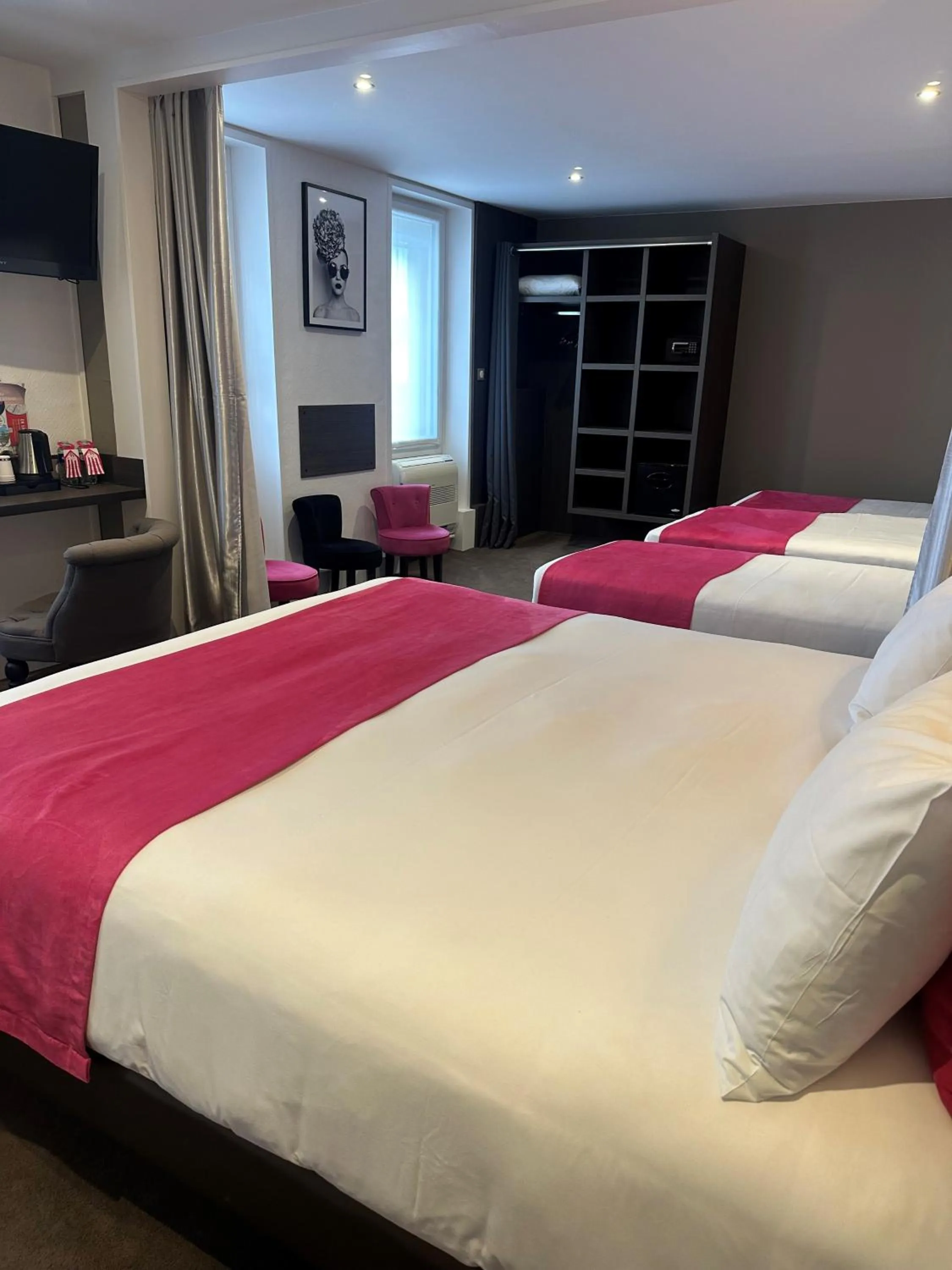 Bed in Hotel Des Dunes