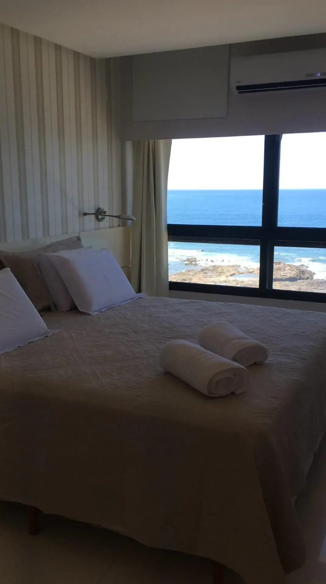 Lindo Apto em Ondina com Vista Lindo Apto em Ondina com Vista