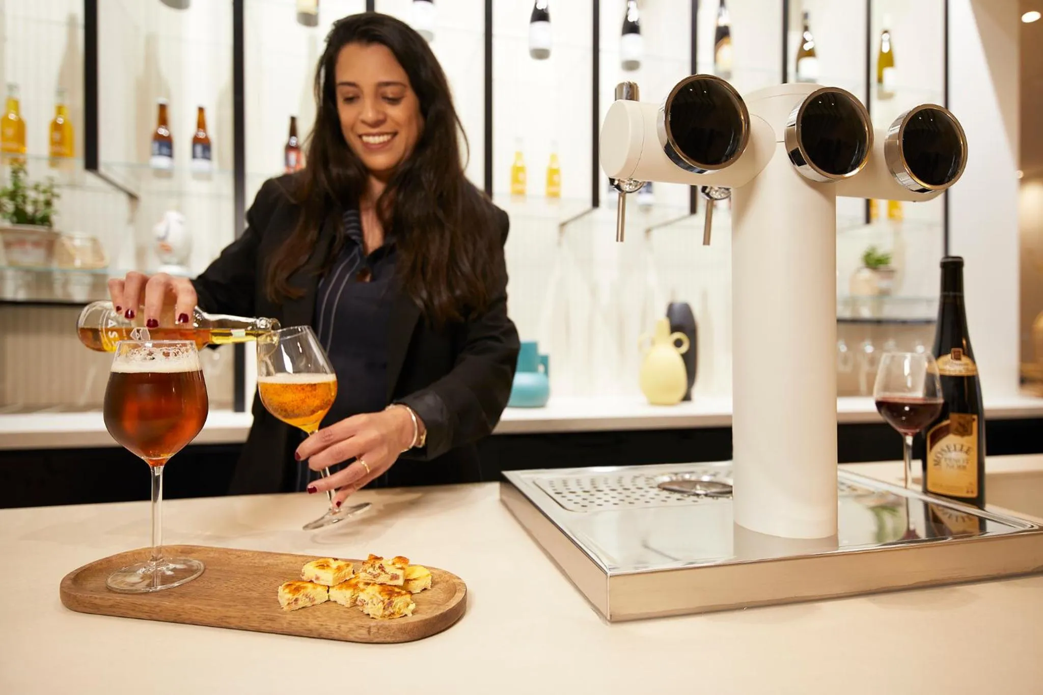 Lobby or reception in Mercure Grand Hôtel Metz Centre Cathédrale
