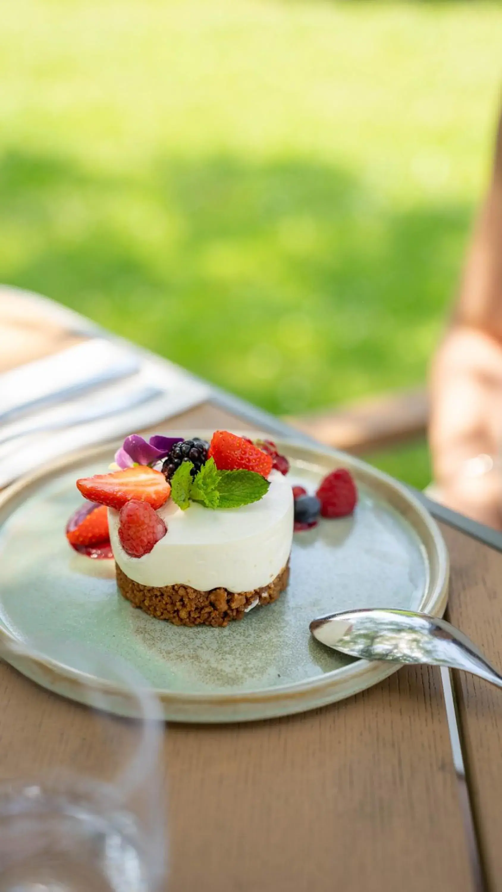 Restaurant/places to eat in The Jangle Hotel - Paris - Charles de Gaulle - Airport Restaurant/places to eat in The Jangle Hotel - Paris - Charles de Gaulle - Airport