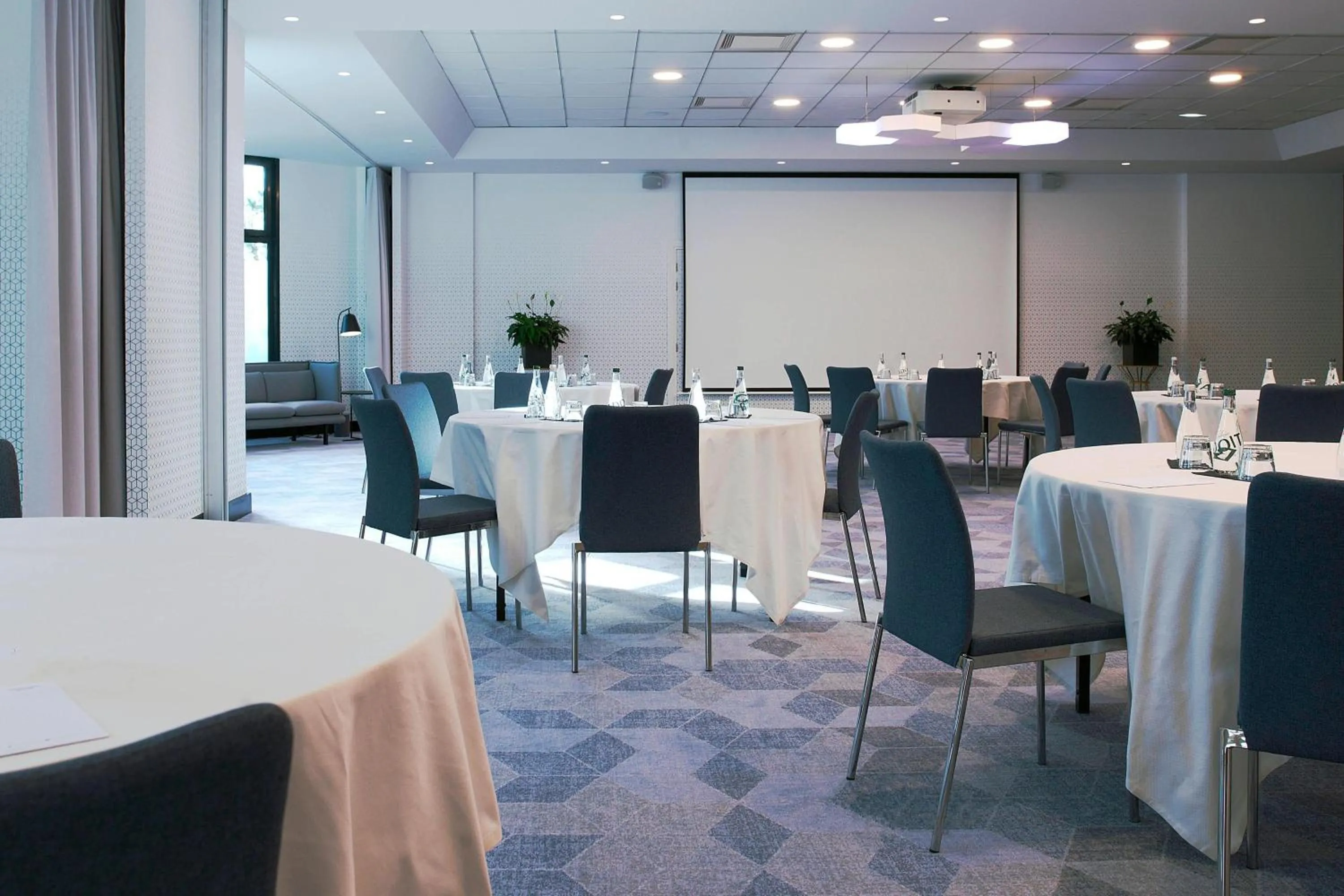 Meeting/conference room in The Jangle Hotel - Paris - Charles de Gaulle - Airport
