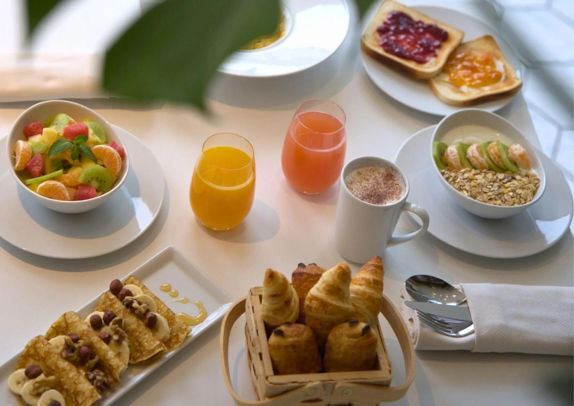 Food and drinks in The Jangle Hotel - Paris - Charles de Gaulle - Airport