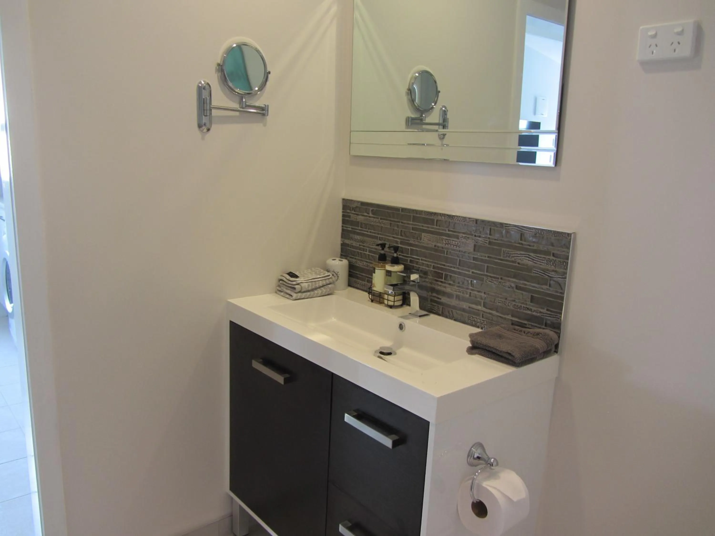 Bathroom in Welbourn Accommodation