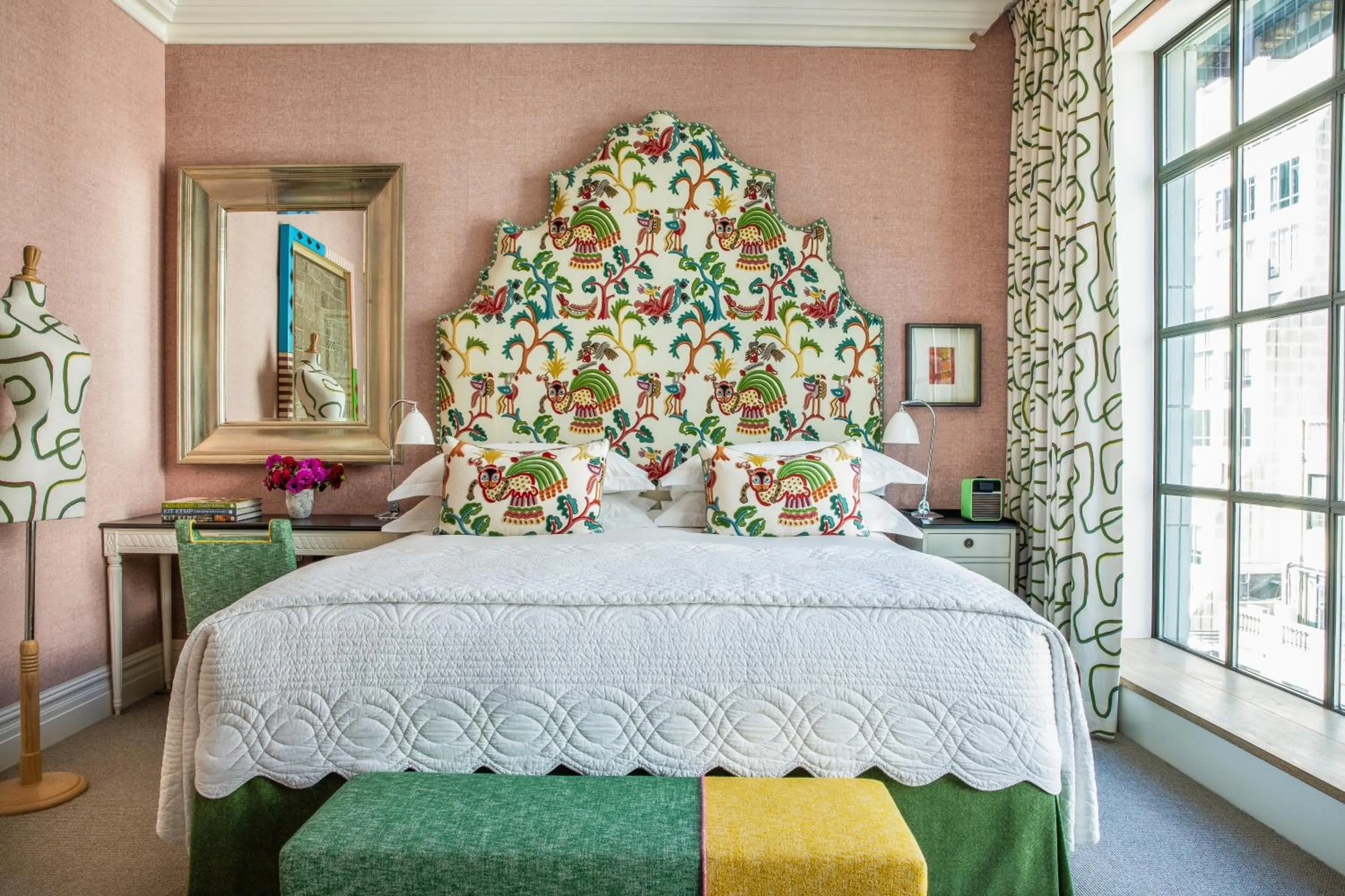 Bedroom, Bed in The Whitby Hotel