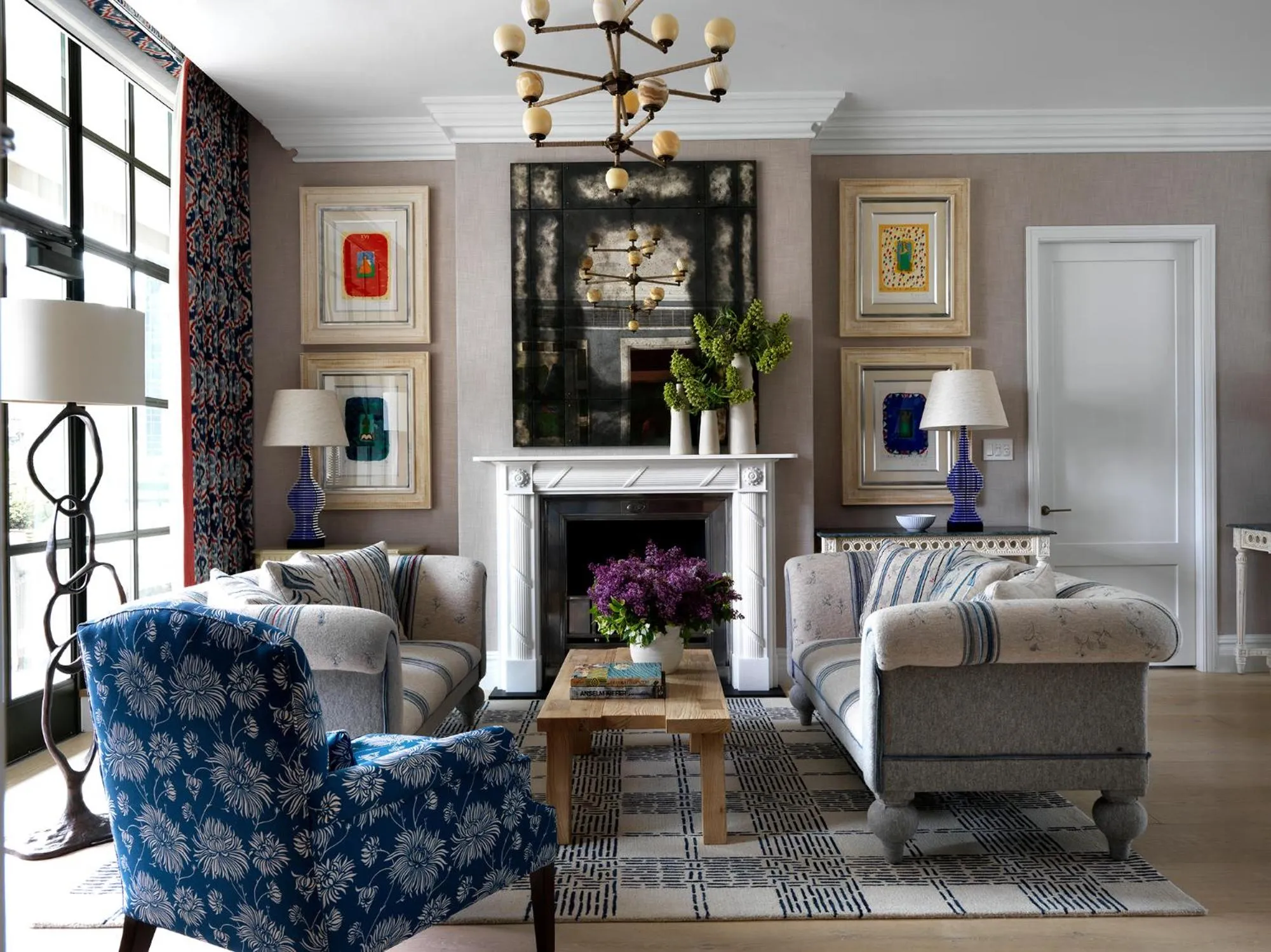 Living room in The Whitby Hotel