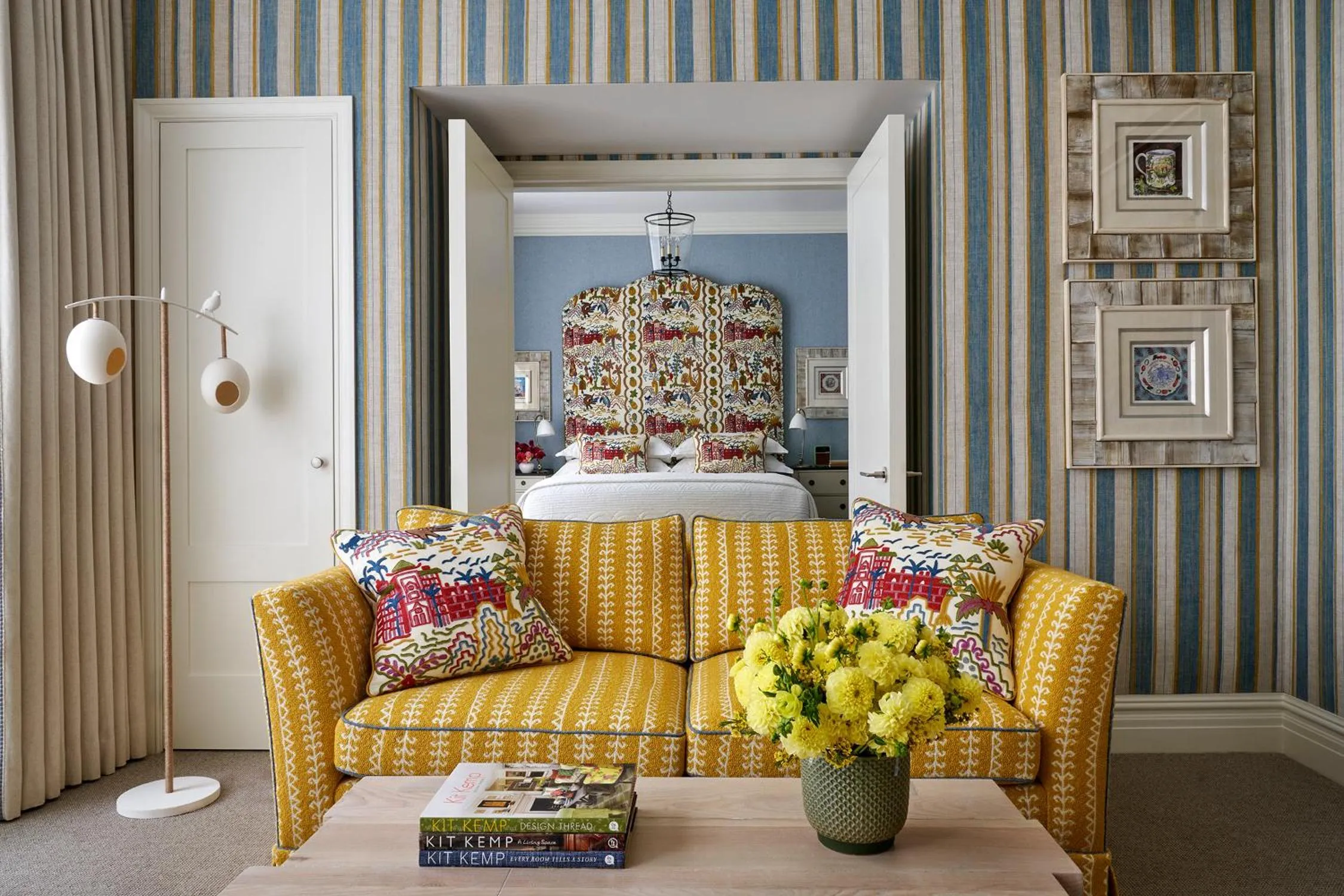 Living room in The Whitby Hotel