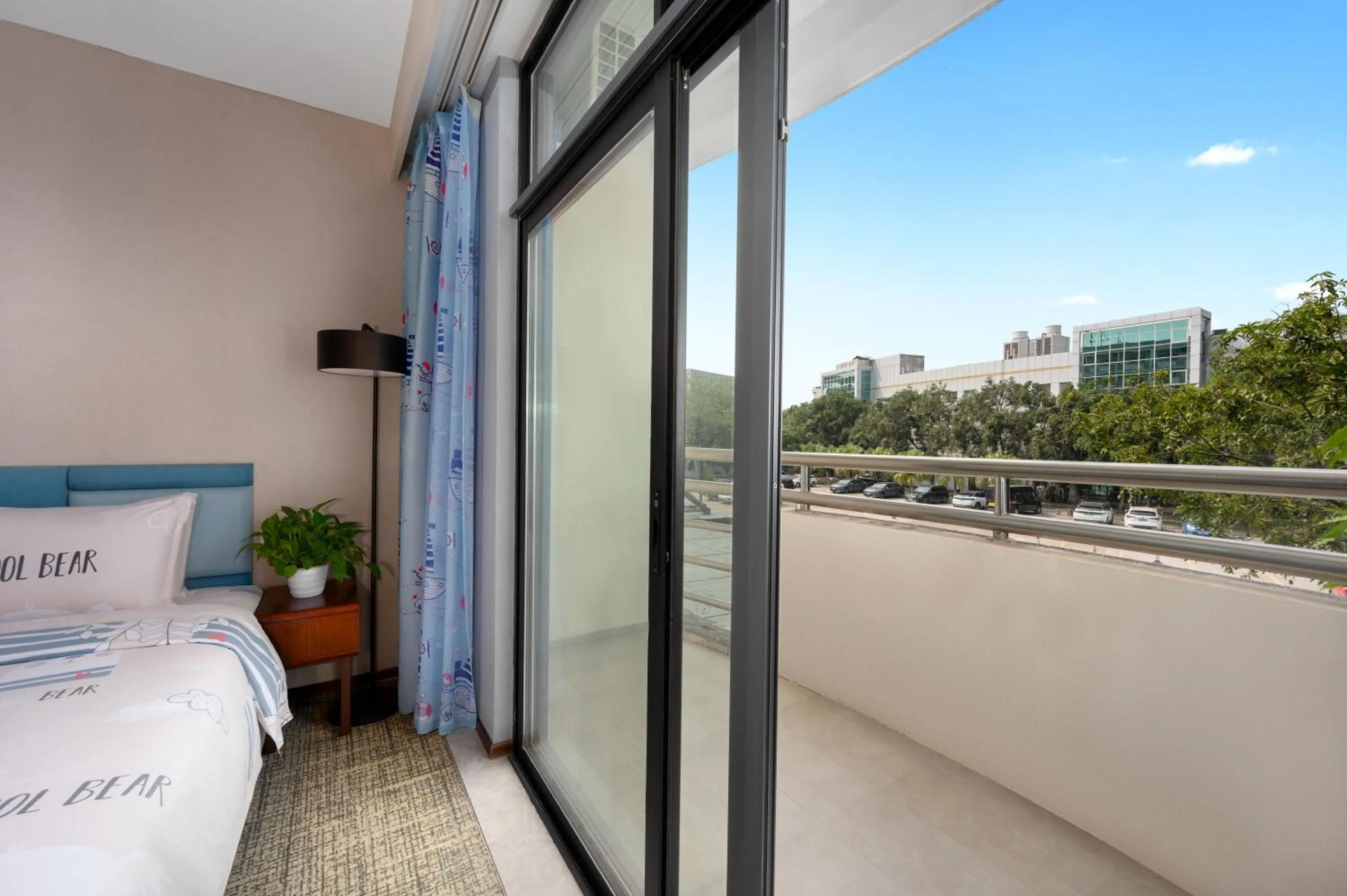 Property building, Bed in Ausotel Smart Baiyun International Airport T2