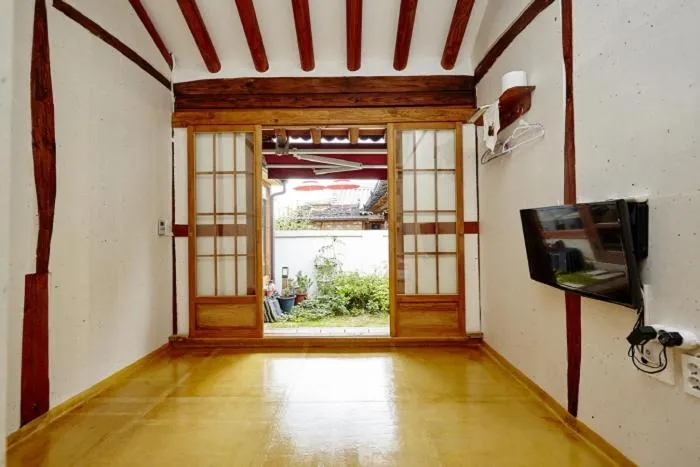 Bedroom in Jeonju Nostalgic Home