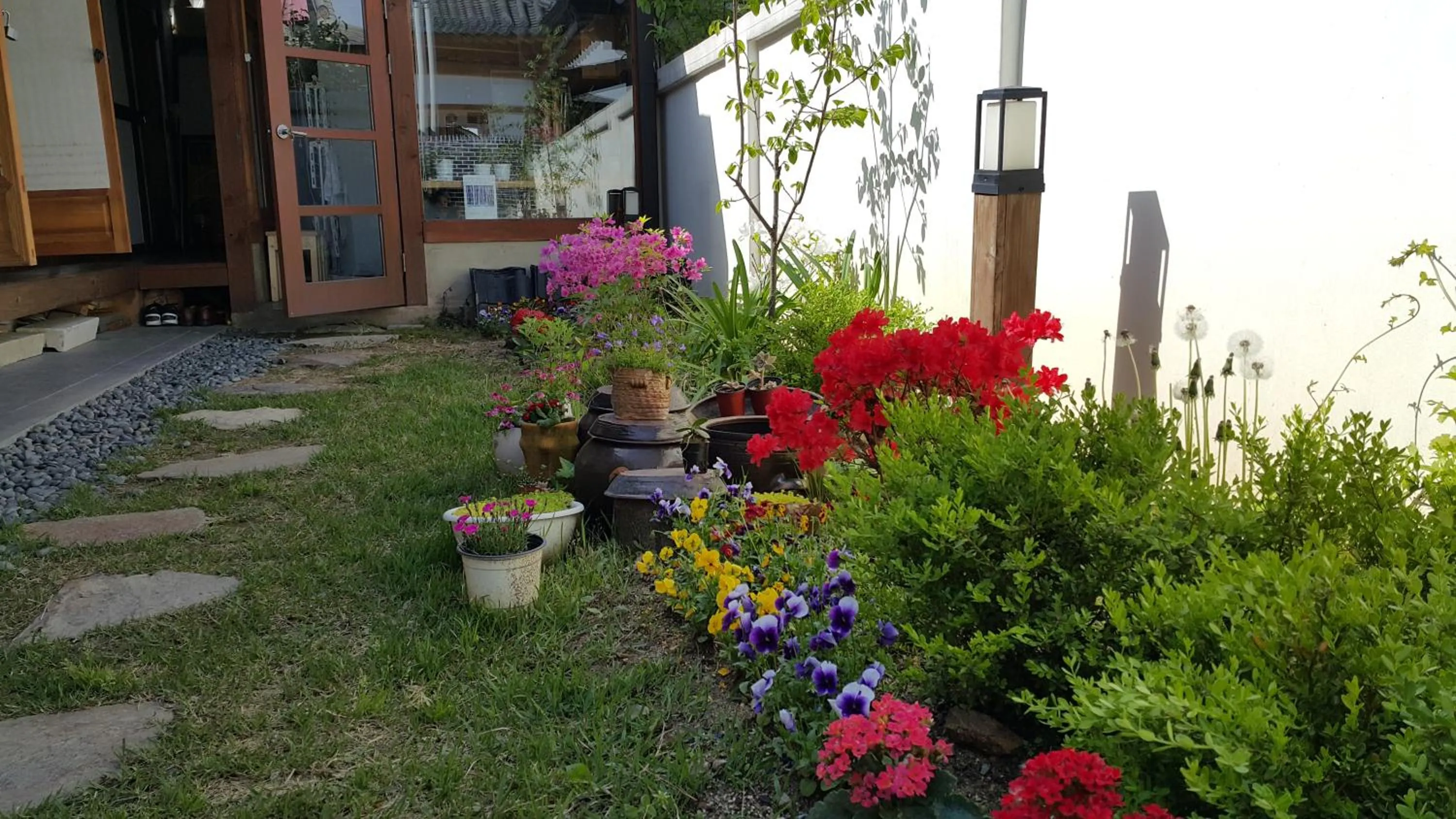 Garden in Jeonju Nostalgic Home