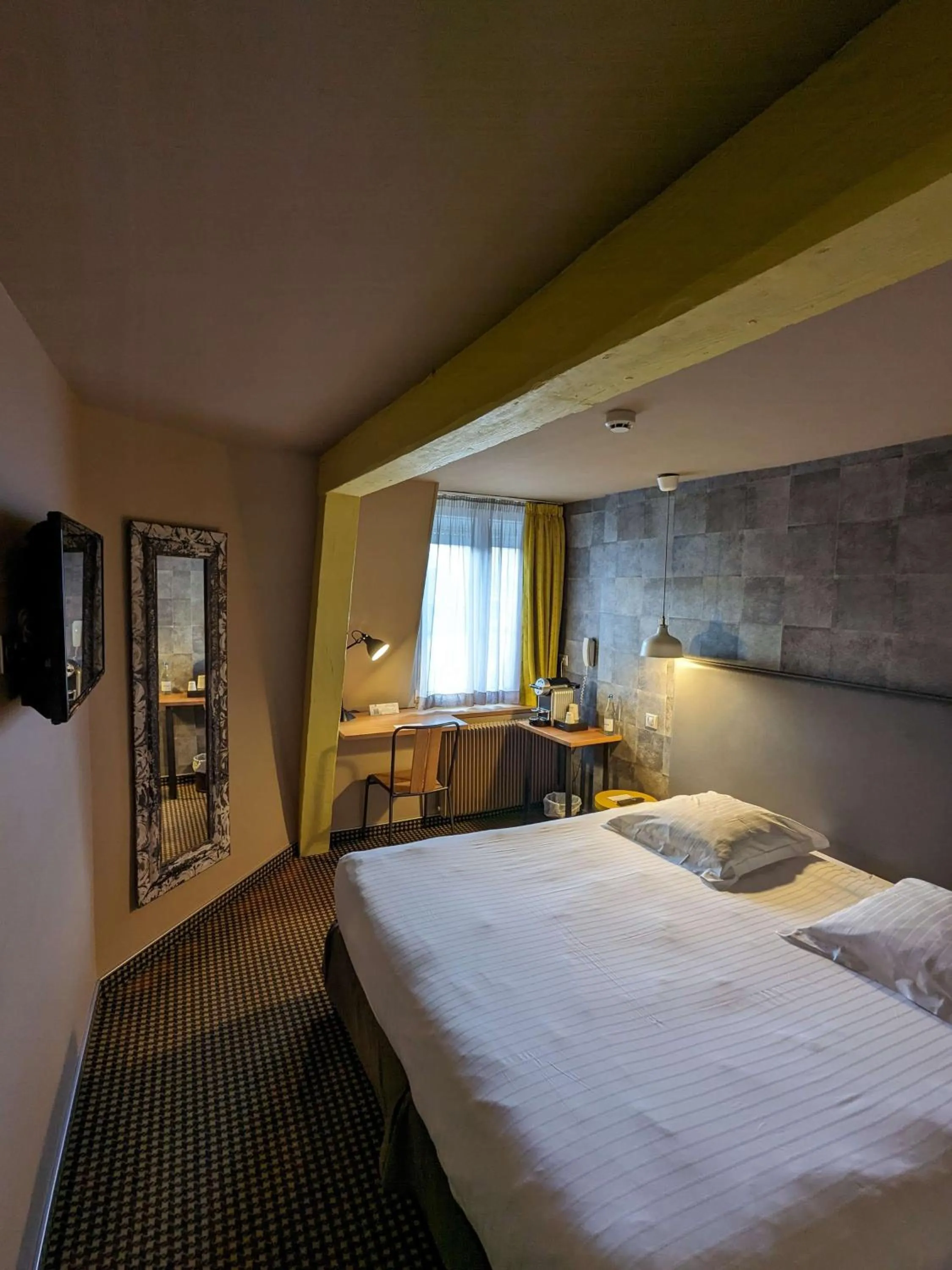 Bedroom, Bed in Best Western Citadelle