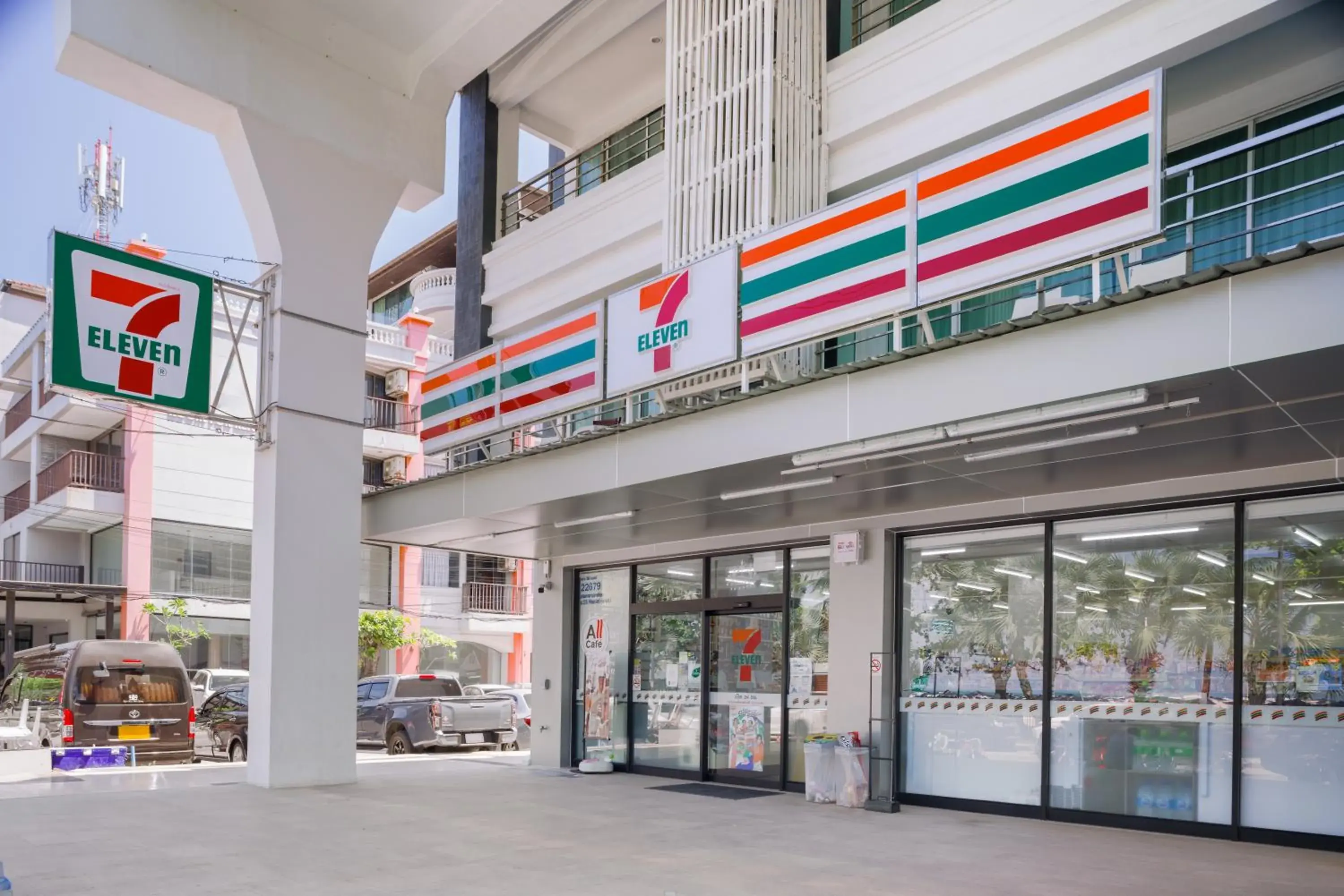 Property building in Jomtien Hisotel Property building in Jomtien Hisotel