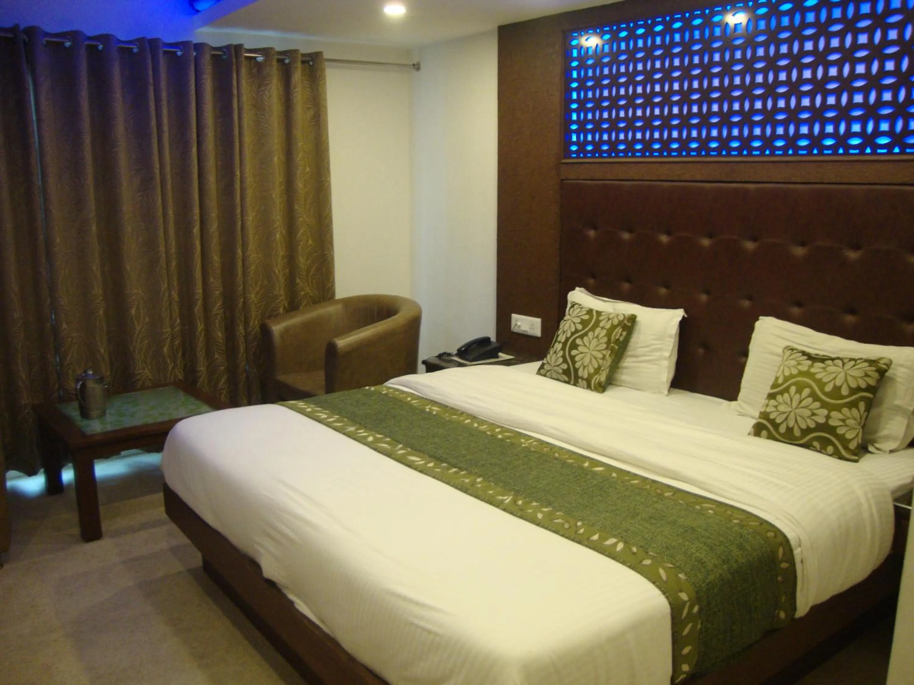 Bed in Hotel Hamers International