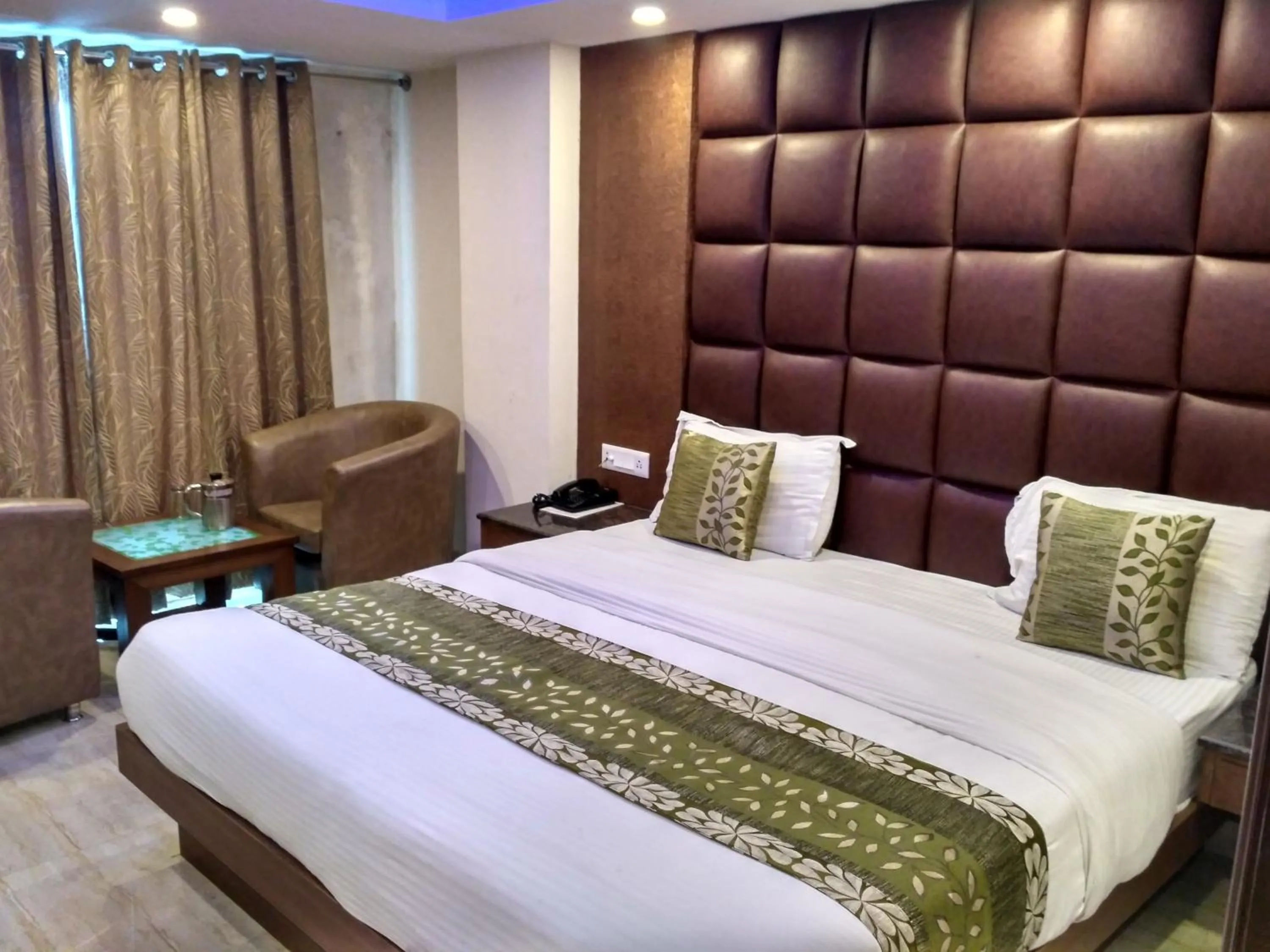 Bed in Hotel Hamers International