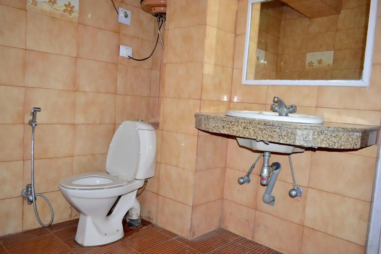 Toilet in Hotel Hamers International