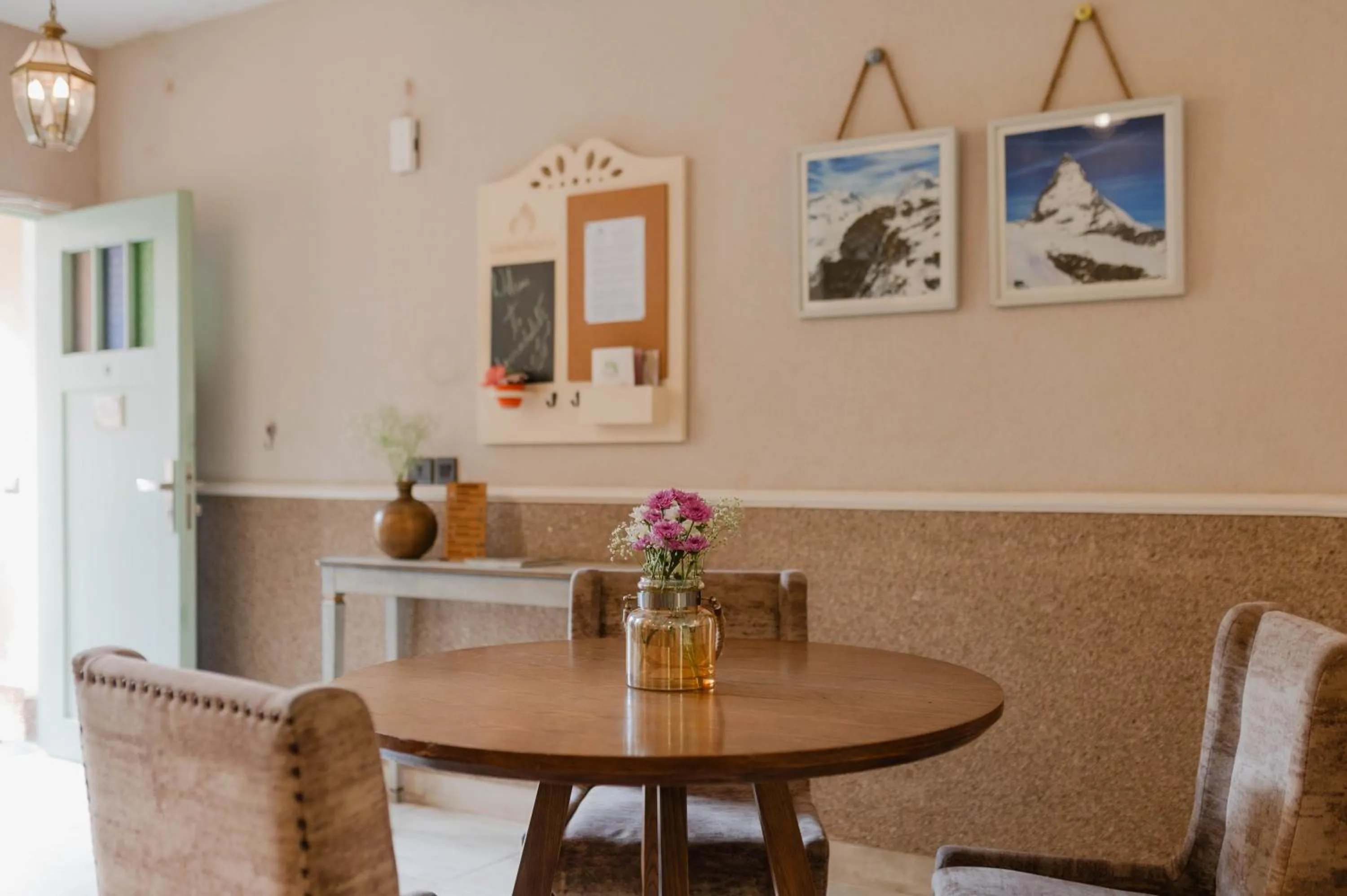 Seating area in Karma Chalets