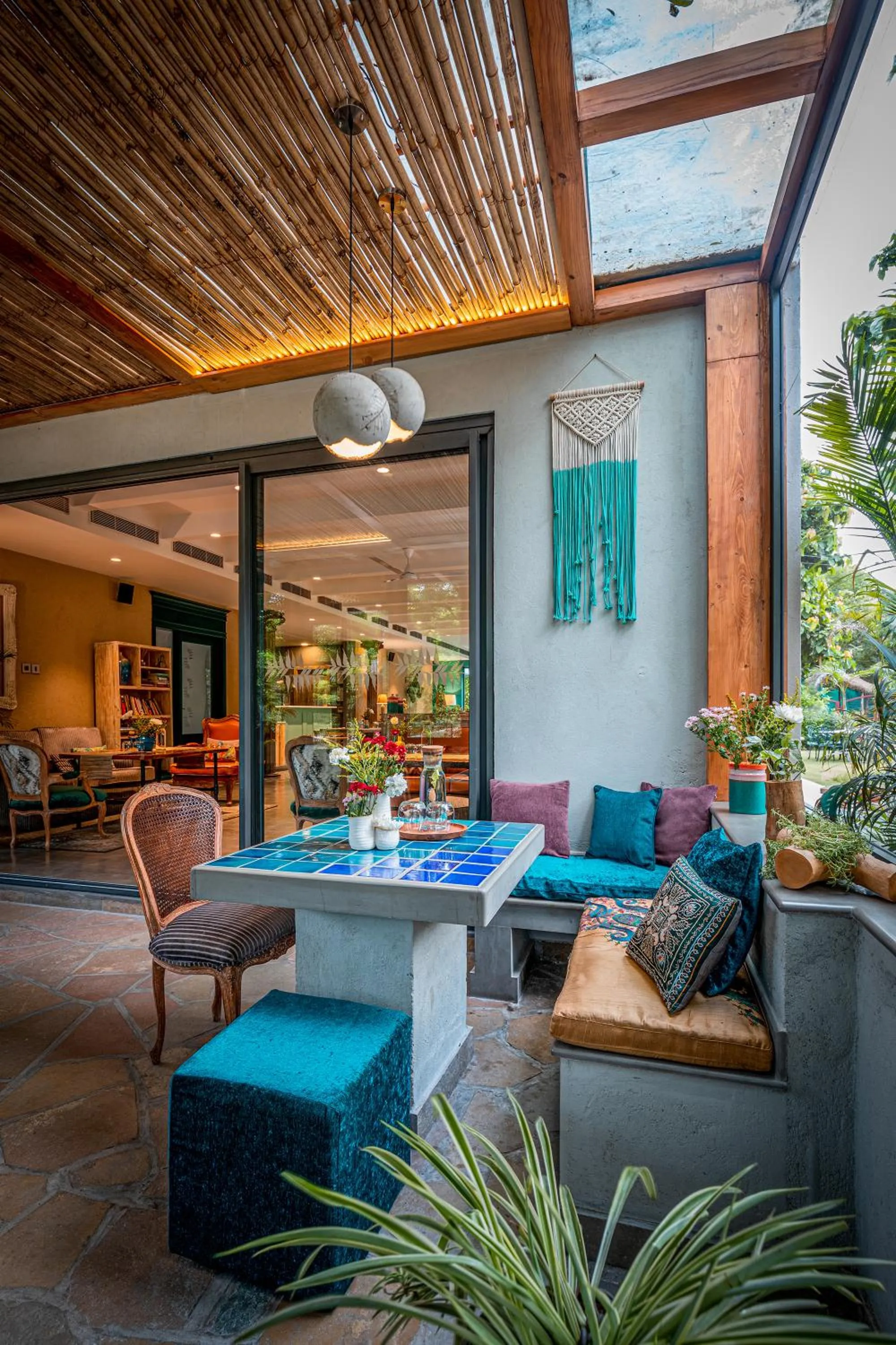 Restaurant/places to eat in Karma Chalets