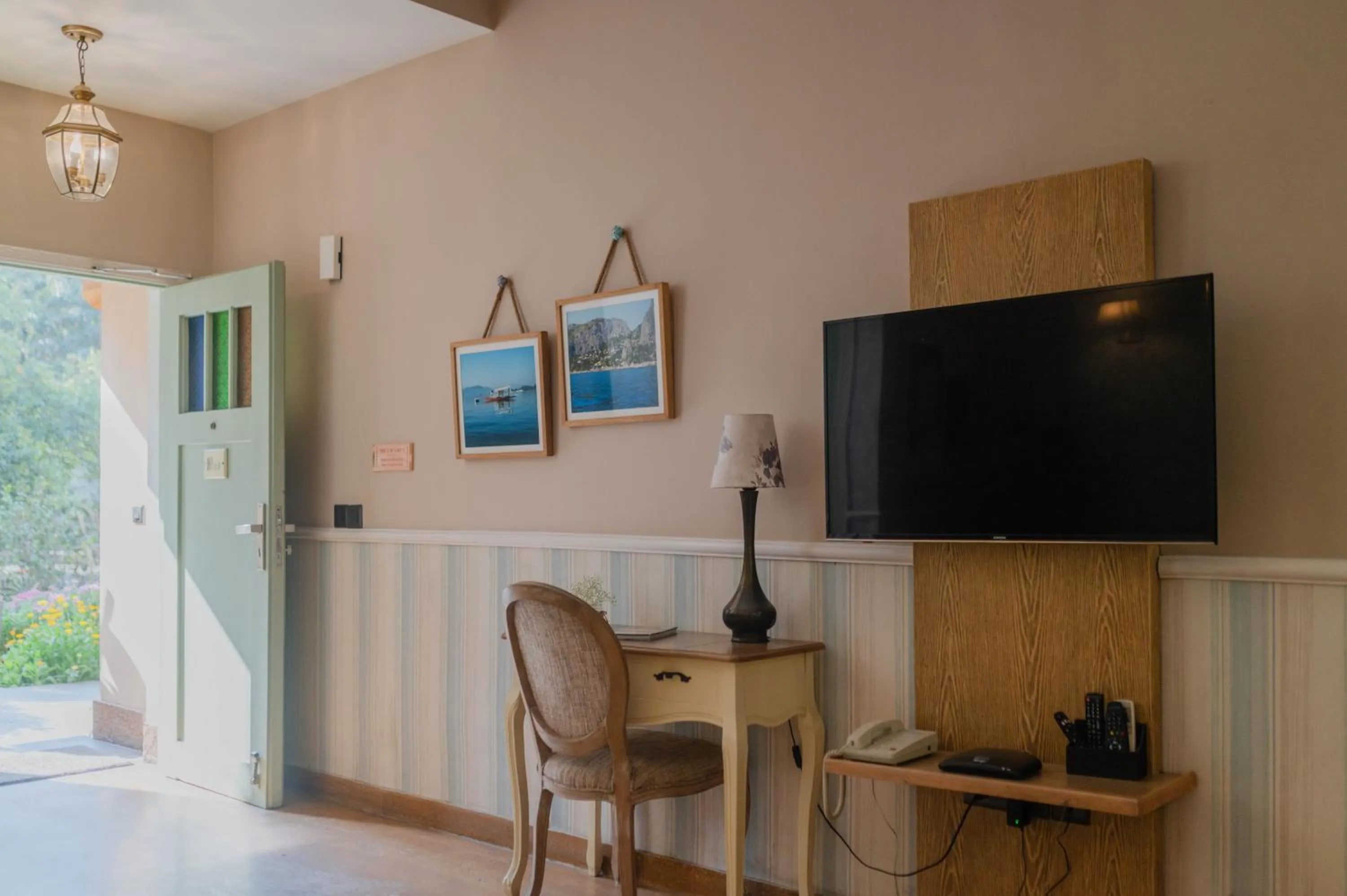 Bedroom in Karma Chalets