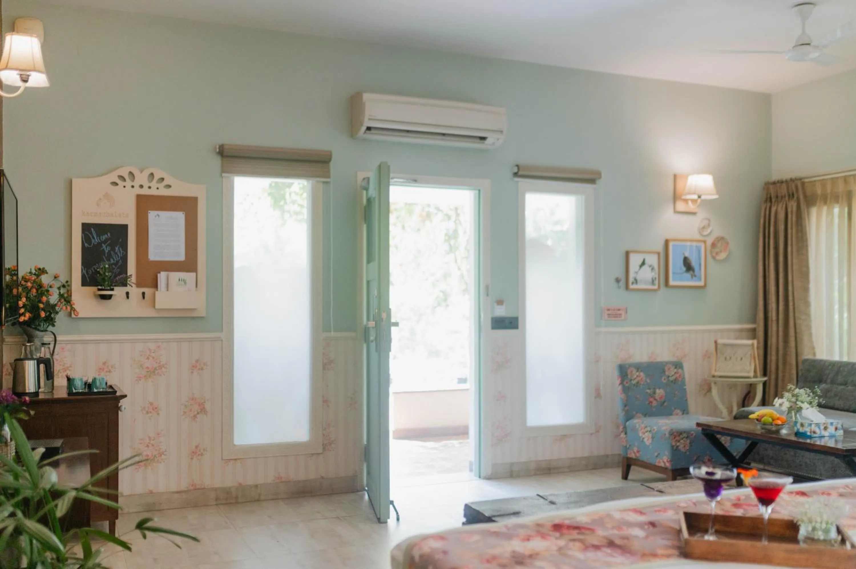 Living room in Karma Chalets