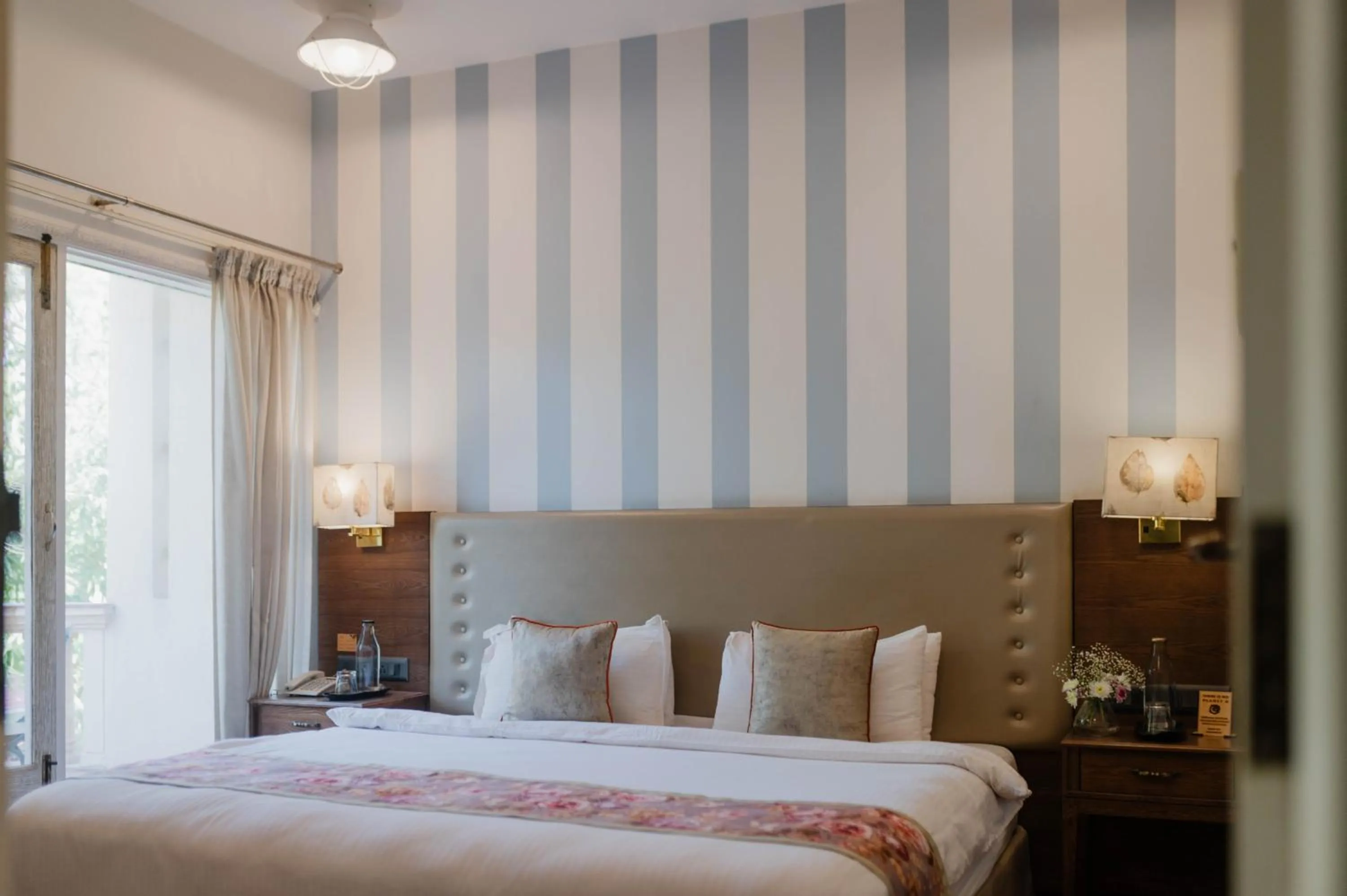 Bedroom, Bed in Karma Chalets