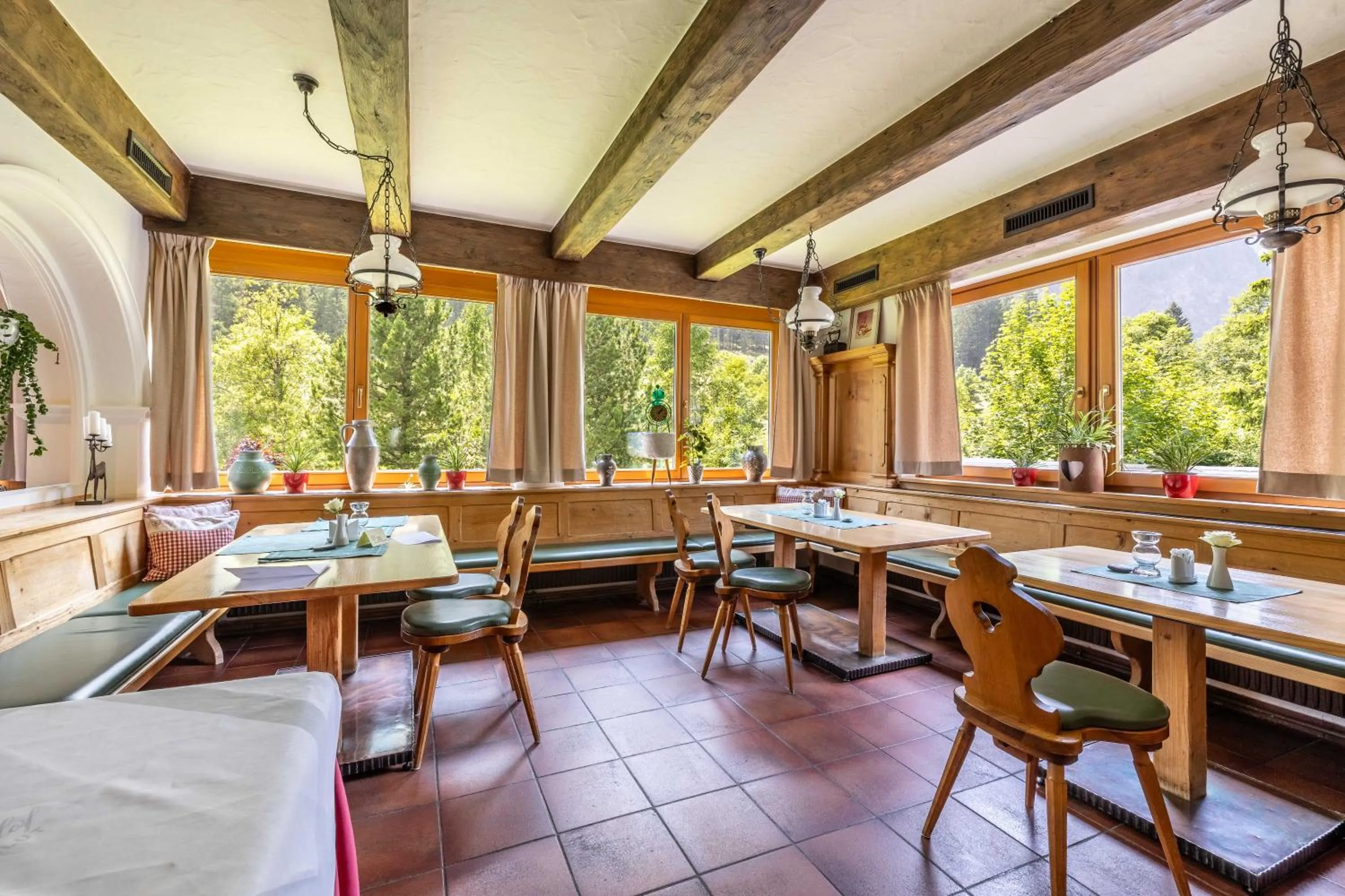 Restaurant/places to eat in Hotel Kärntnerhof by keyone