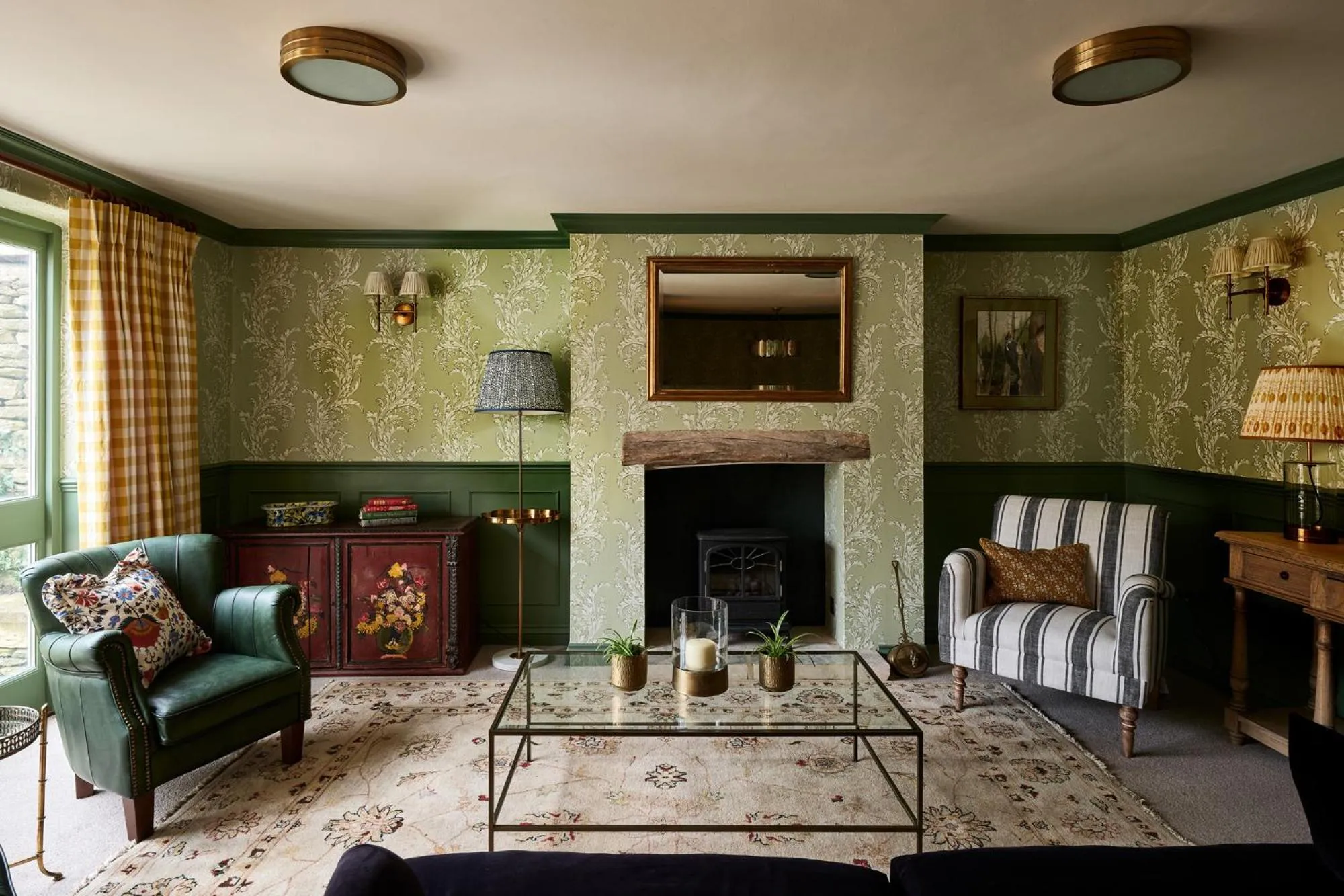 Living room in Old Bell Hotel