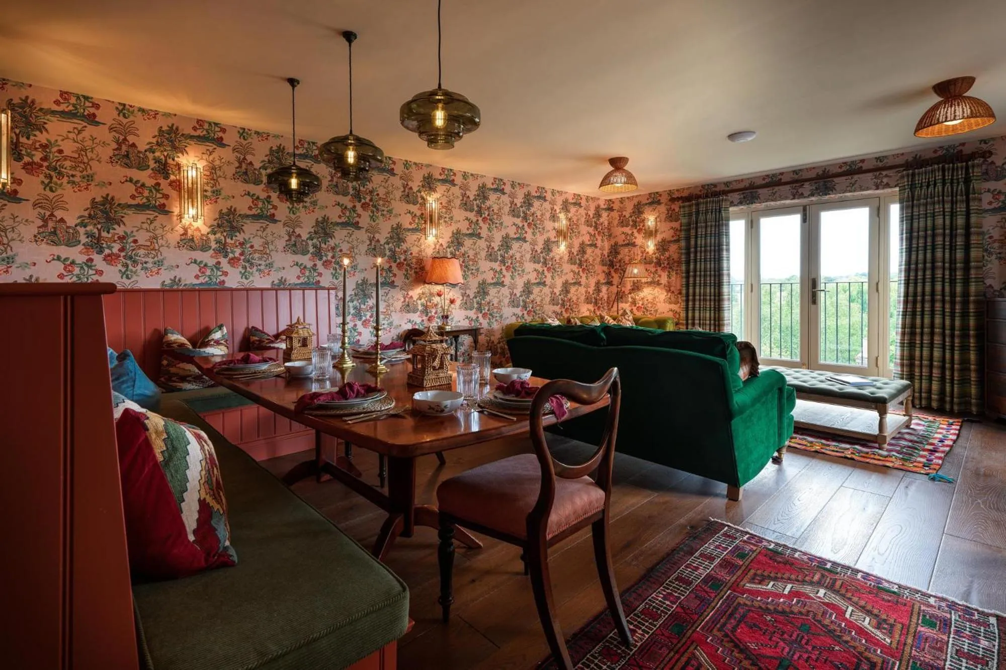 Living room in Old Bell Hotel