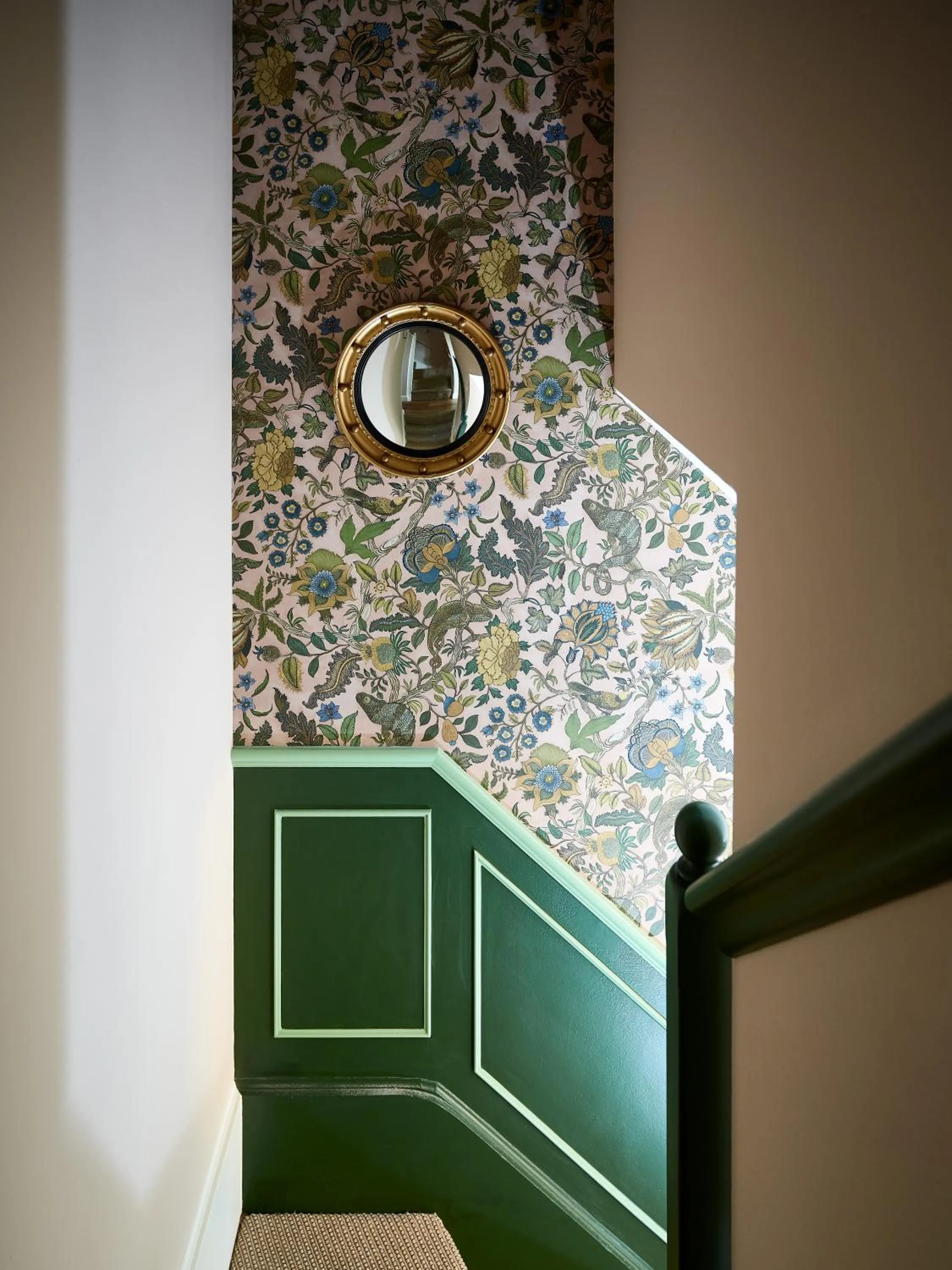 Decorative detail in Old Bell Hotel