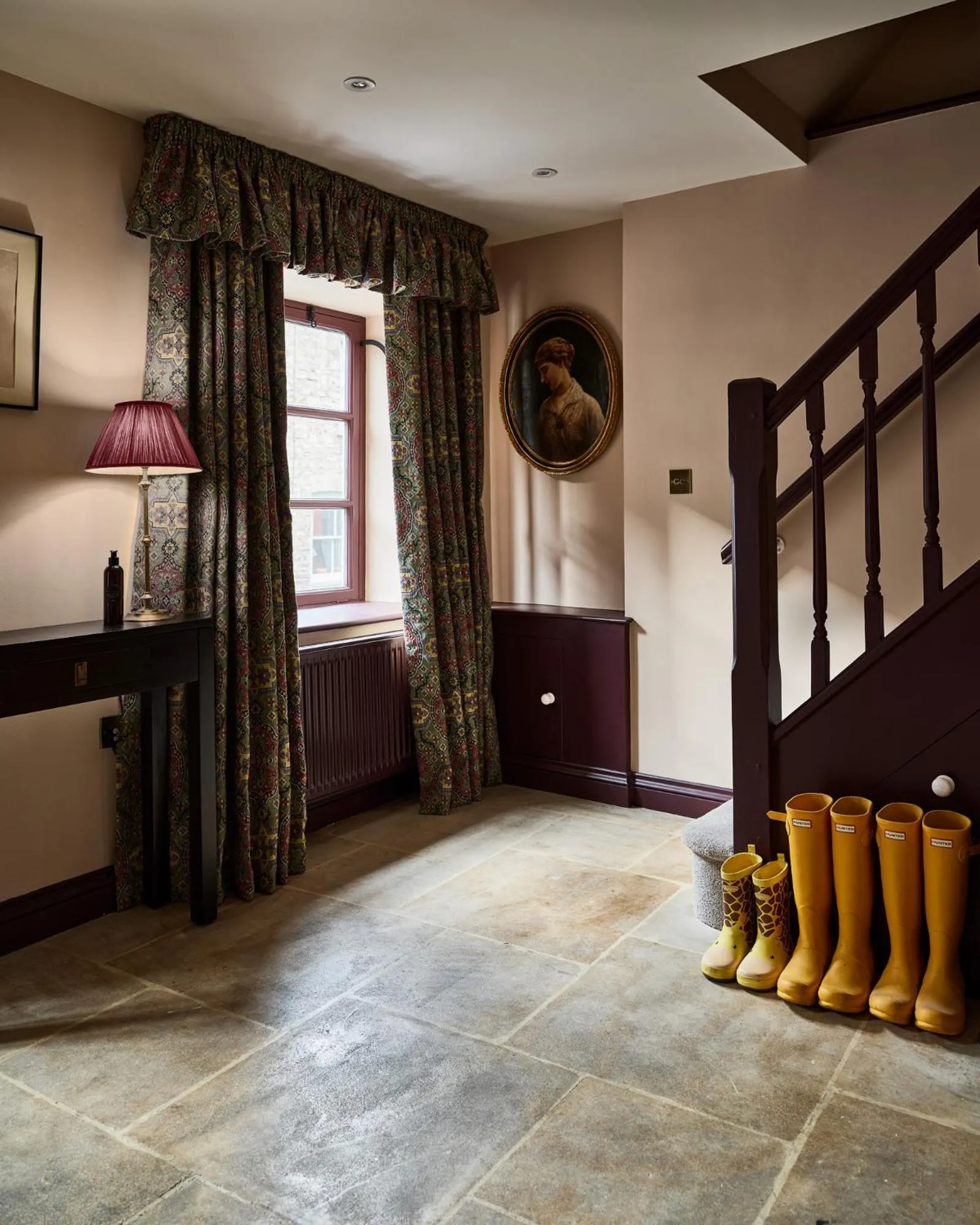 Living room in Old Bell Hotel