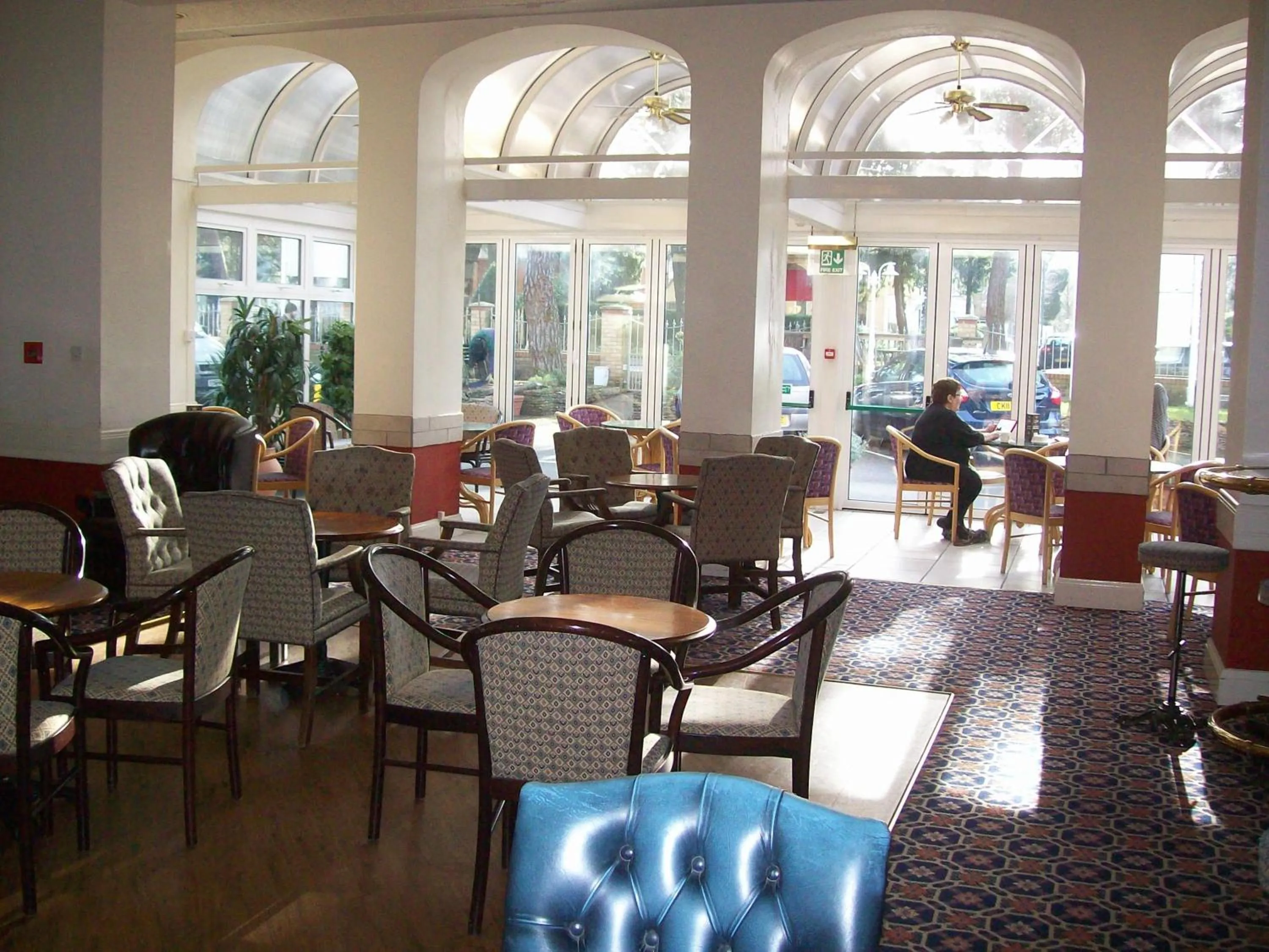 Restaurant/places to eat in Elstead Hotel