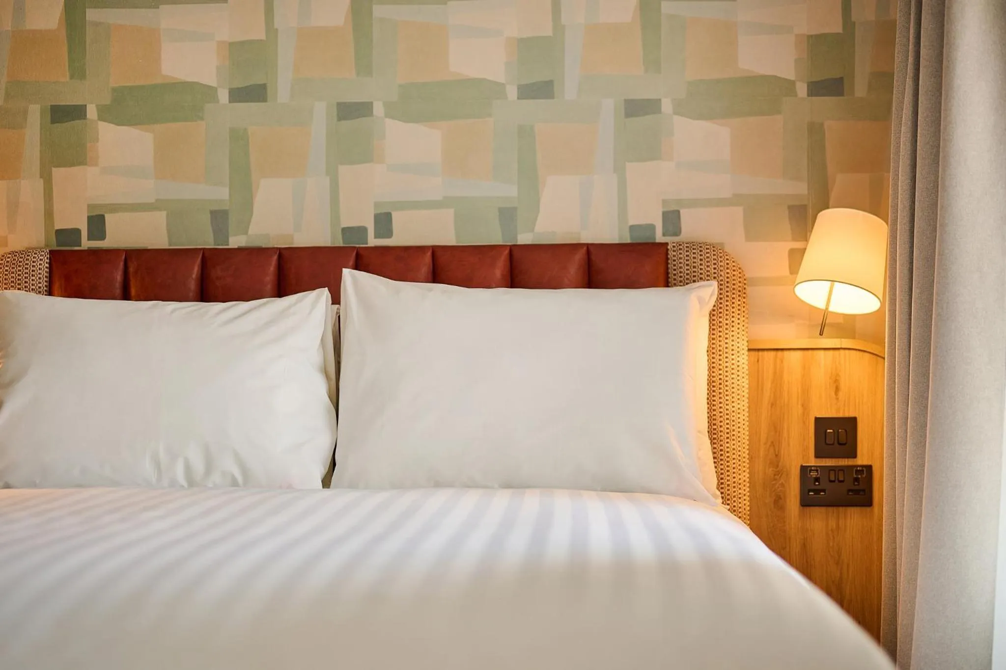 Photo of the whole room, Bed in Garner Hotel Birmingham South East by IHG