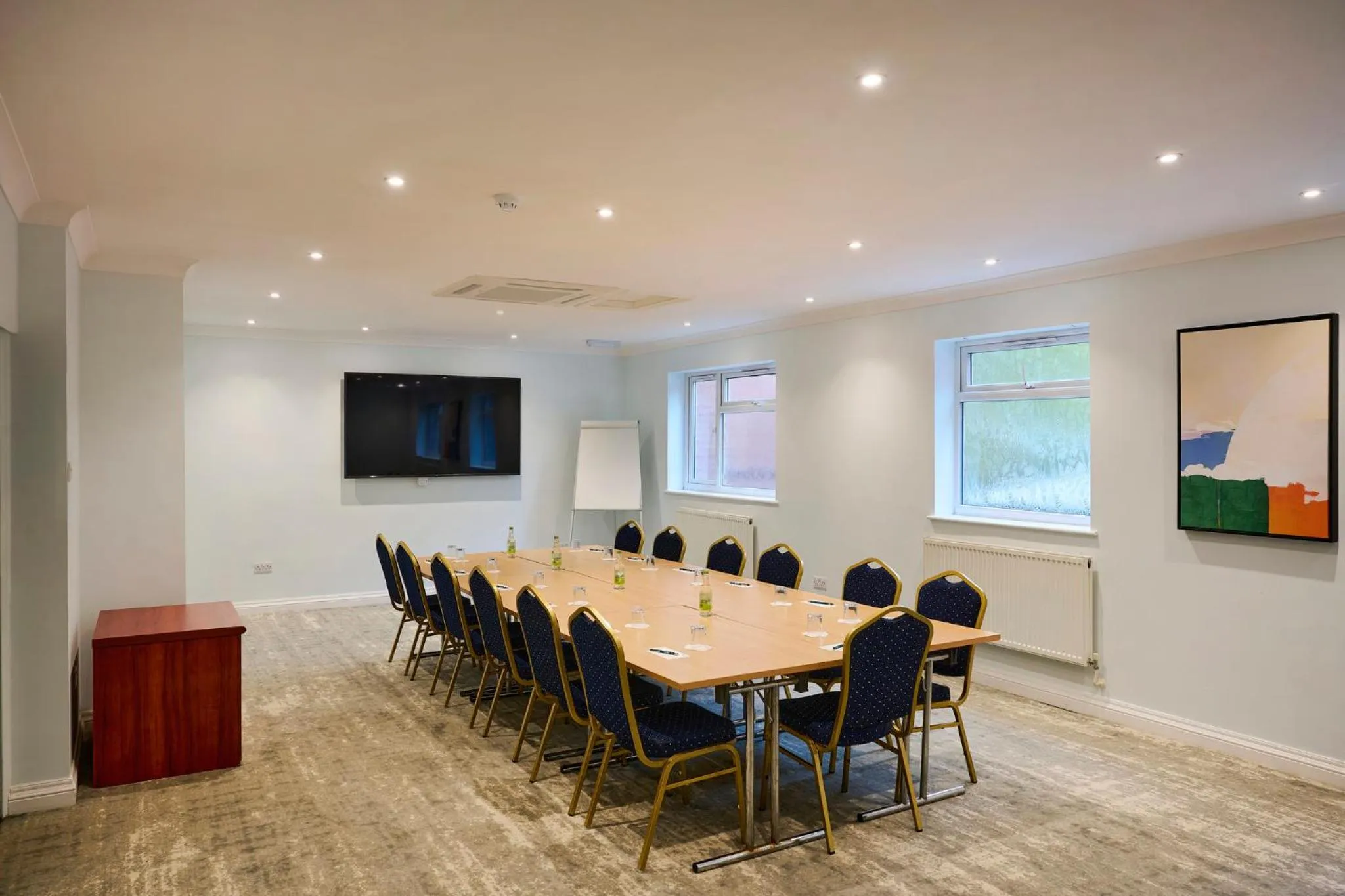 Meeting/conference room in Garner Hotel Birmingham South East by IHG