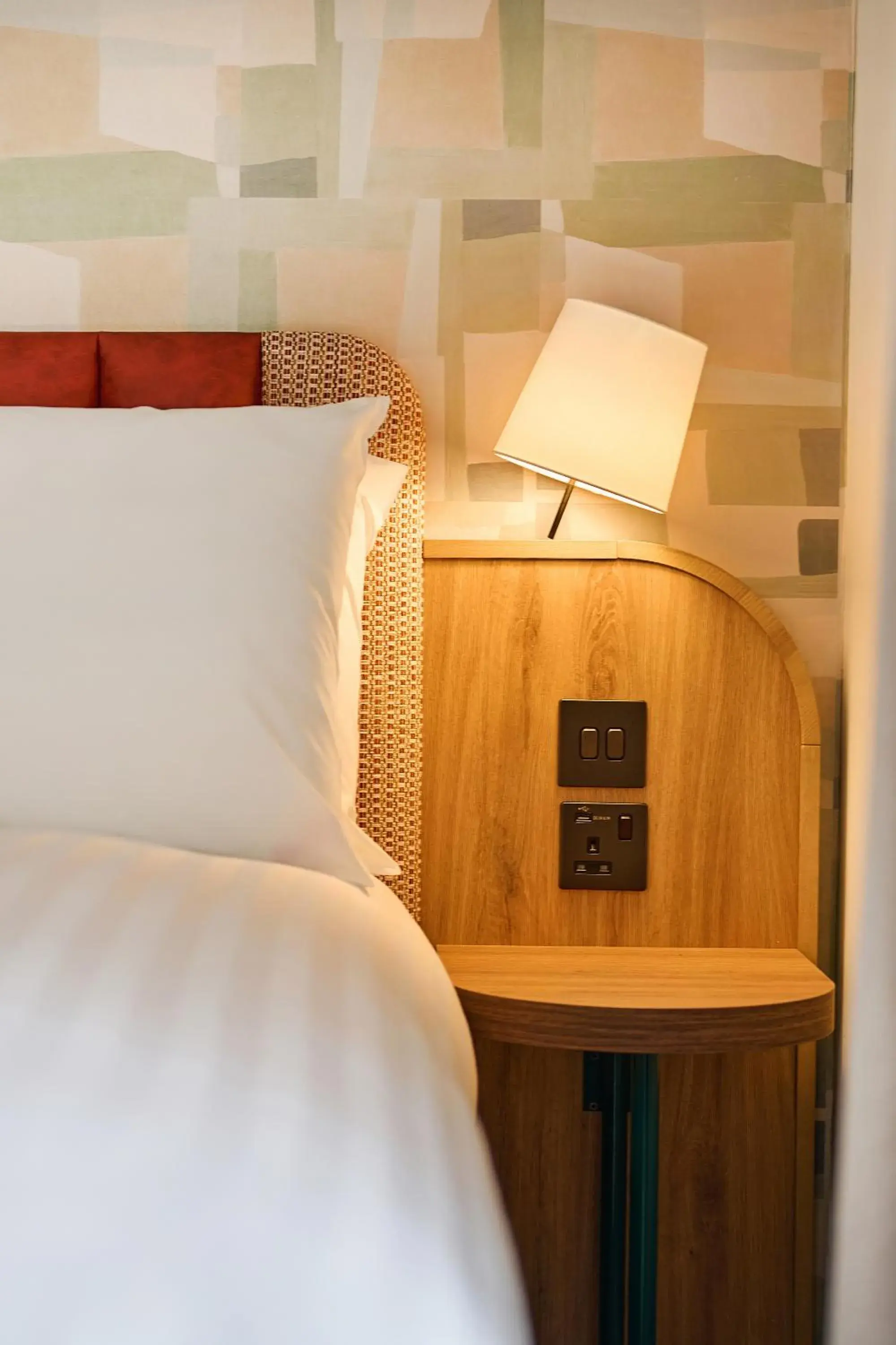 Bed in Garner Hotel Birmingham South East by IHG Bed in Garner Hotel Birmingham South East by IHG