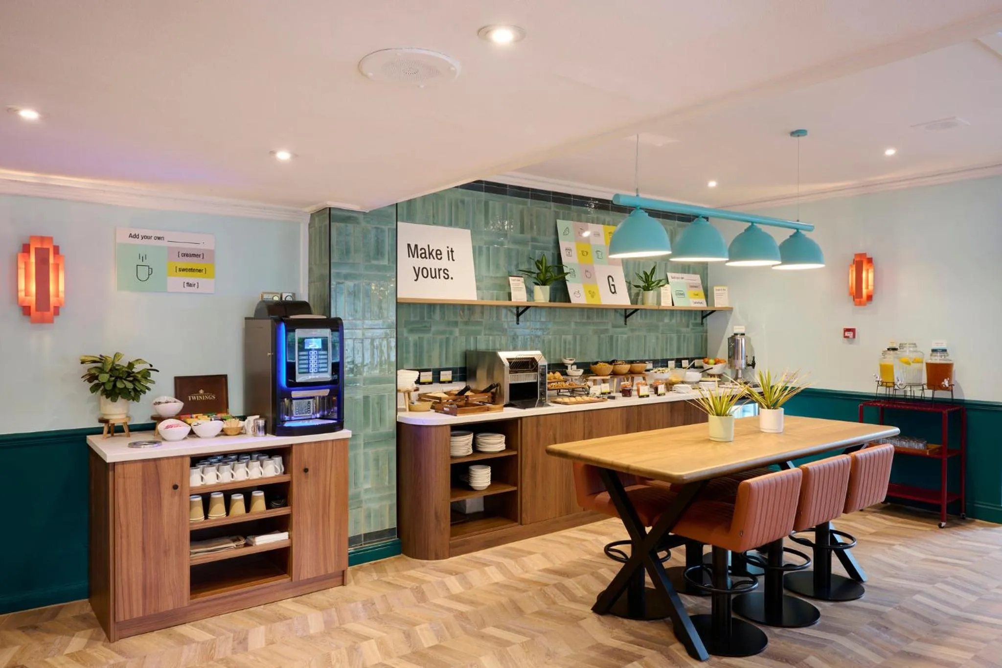 Breakfast in Garner Hotel Birmingham South East by IHG