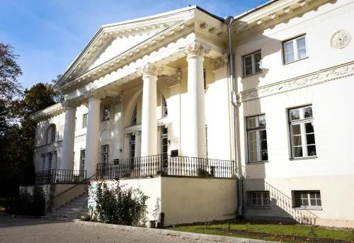 Saku Manor & Beerspa