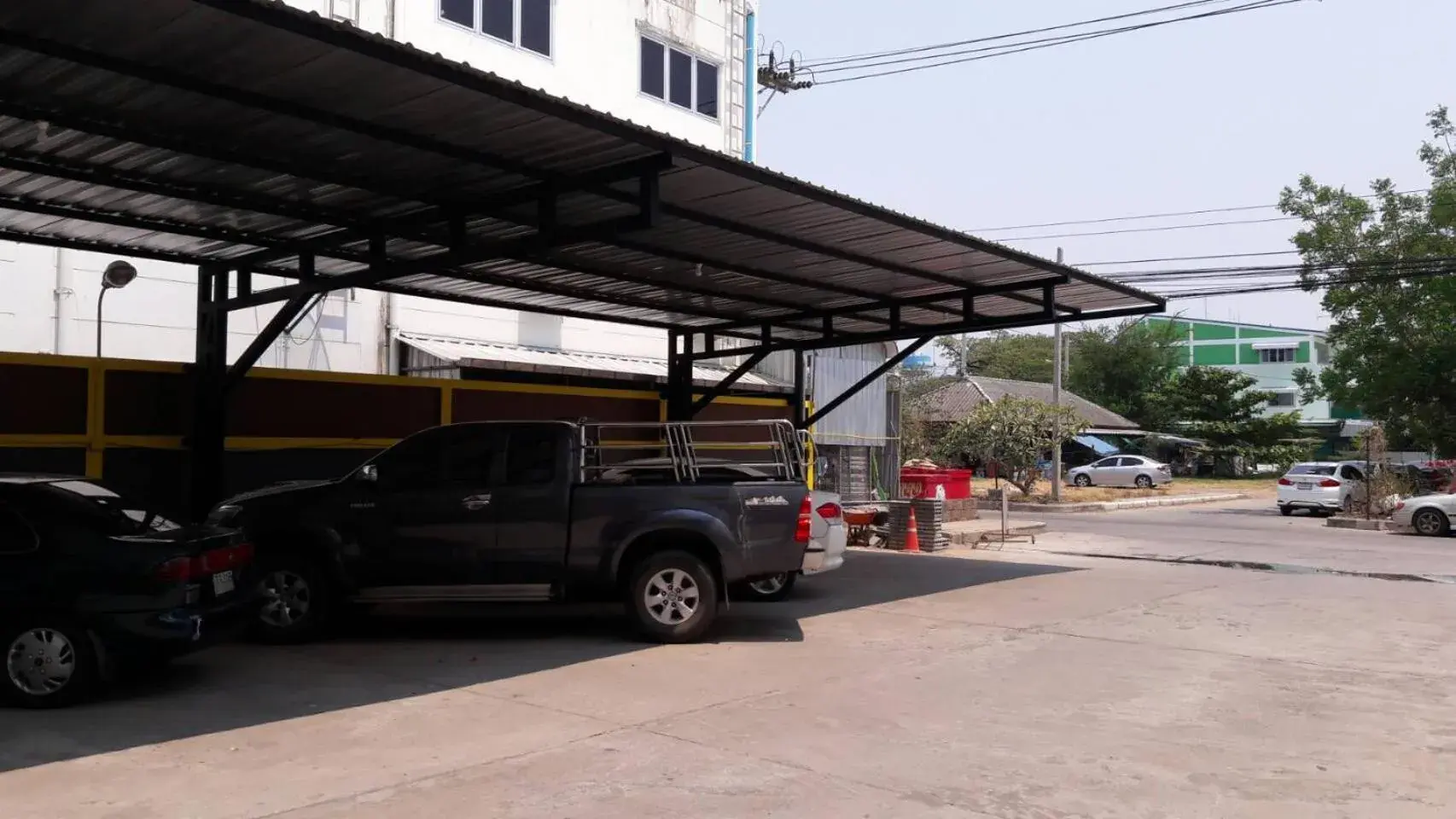 Property building in Berich Hotel Property building in Berich Hotel