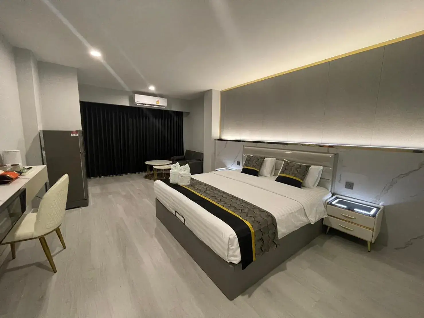 Bedroom, Bed in Berich Hotel Bedroom, Bed in Berich Hotel