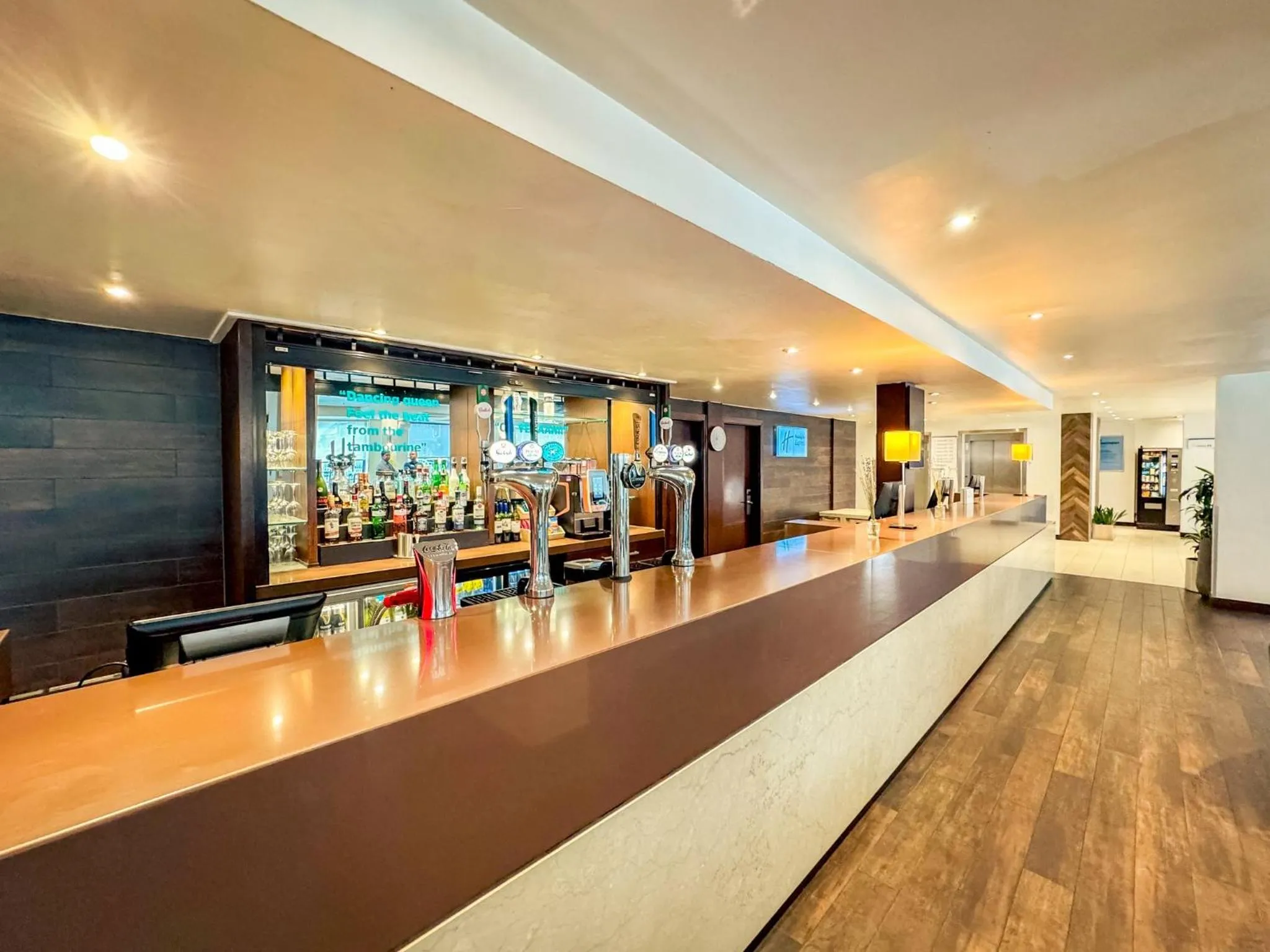 Lounge or bar in Holiday Inn Express London Stratford by IHG