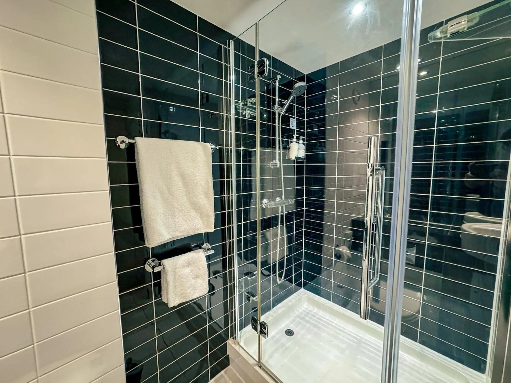 Bathroom in Holiday Inn Express London Stratford by IHG